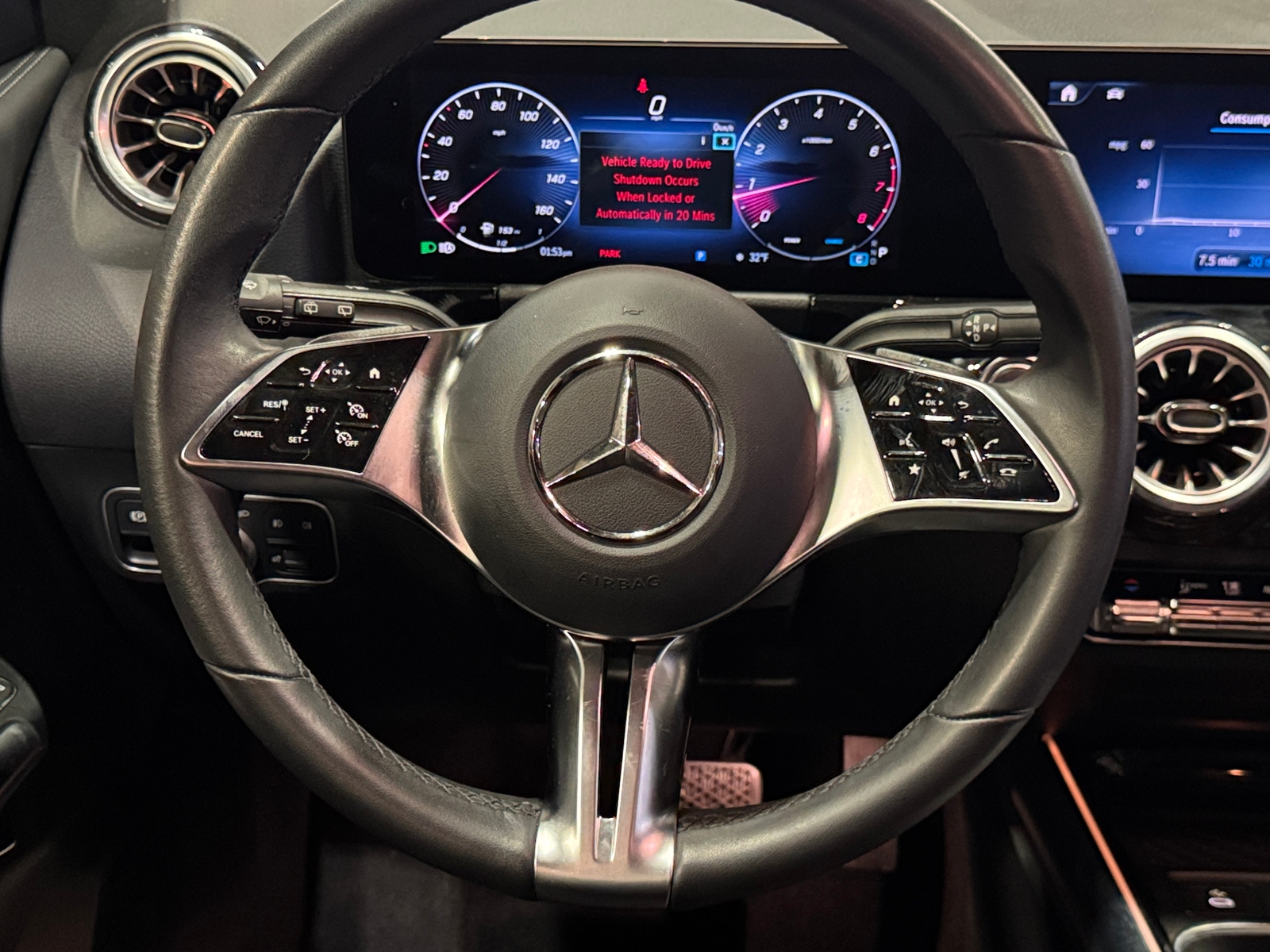 Thumbnail: 2025 Mercedes-Benz GLA - 4