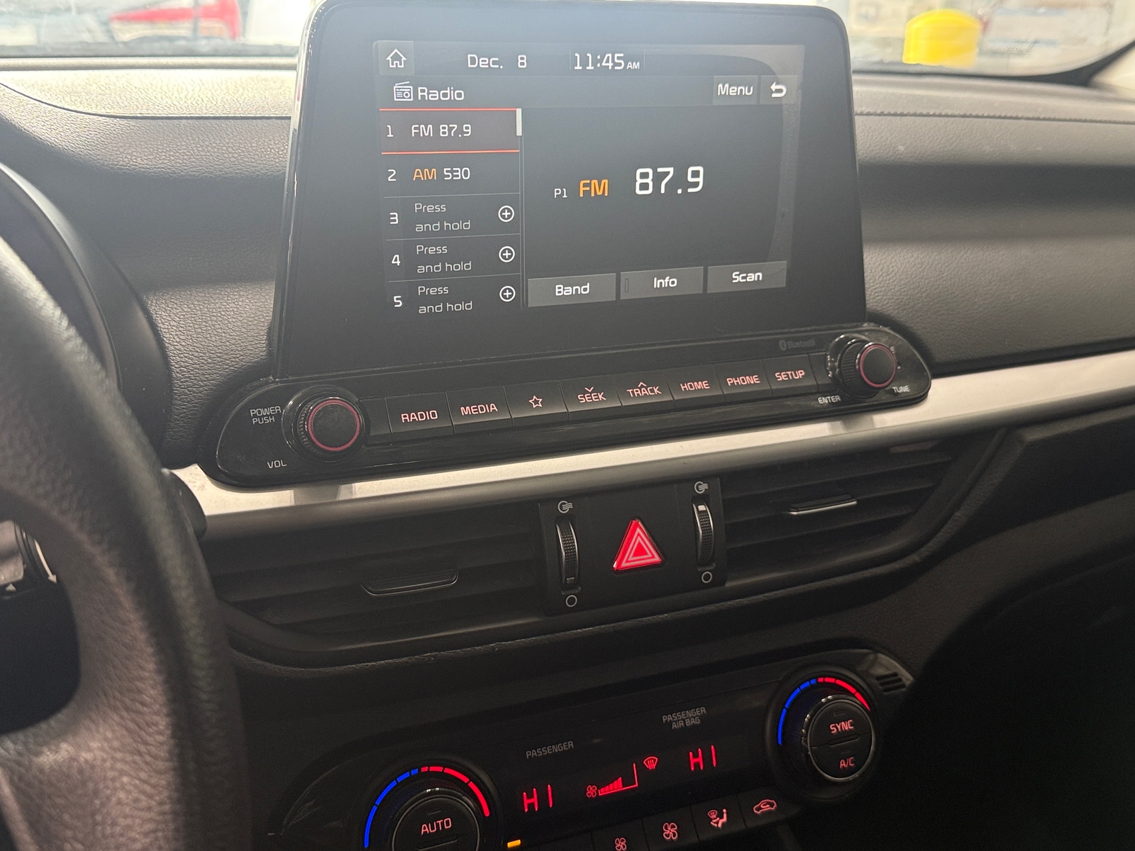 Thumbnail: 2019 Kia Forte - 4