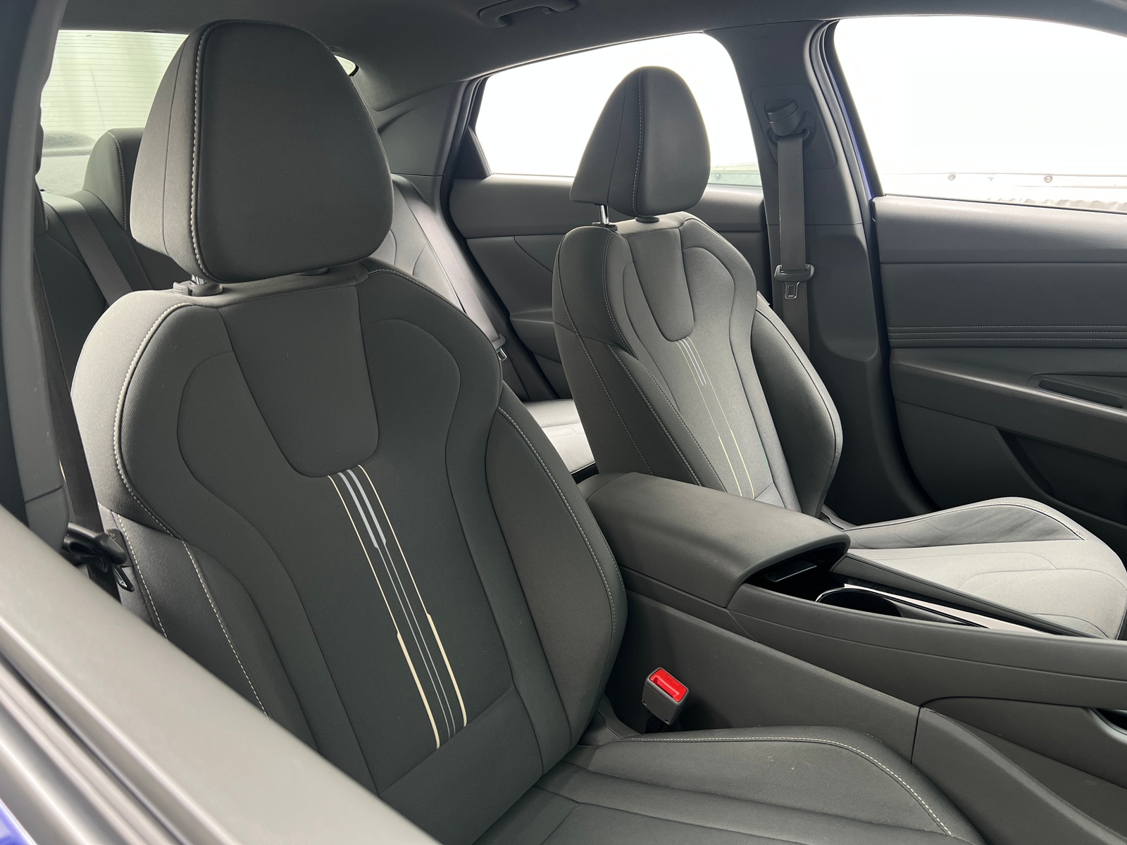 Thumbnail: 2023 Hyundai Elantra - 2