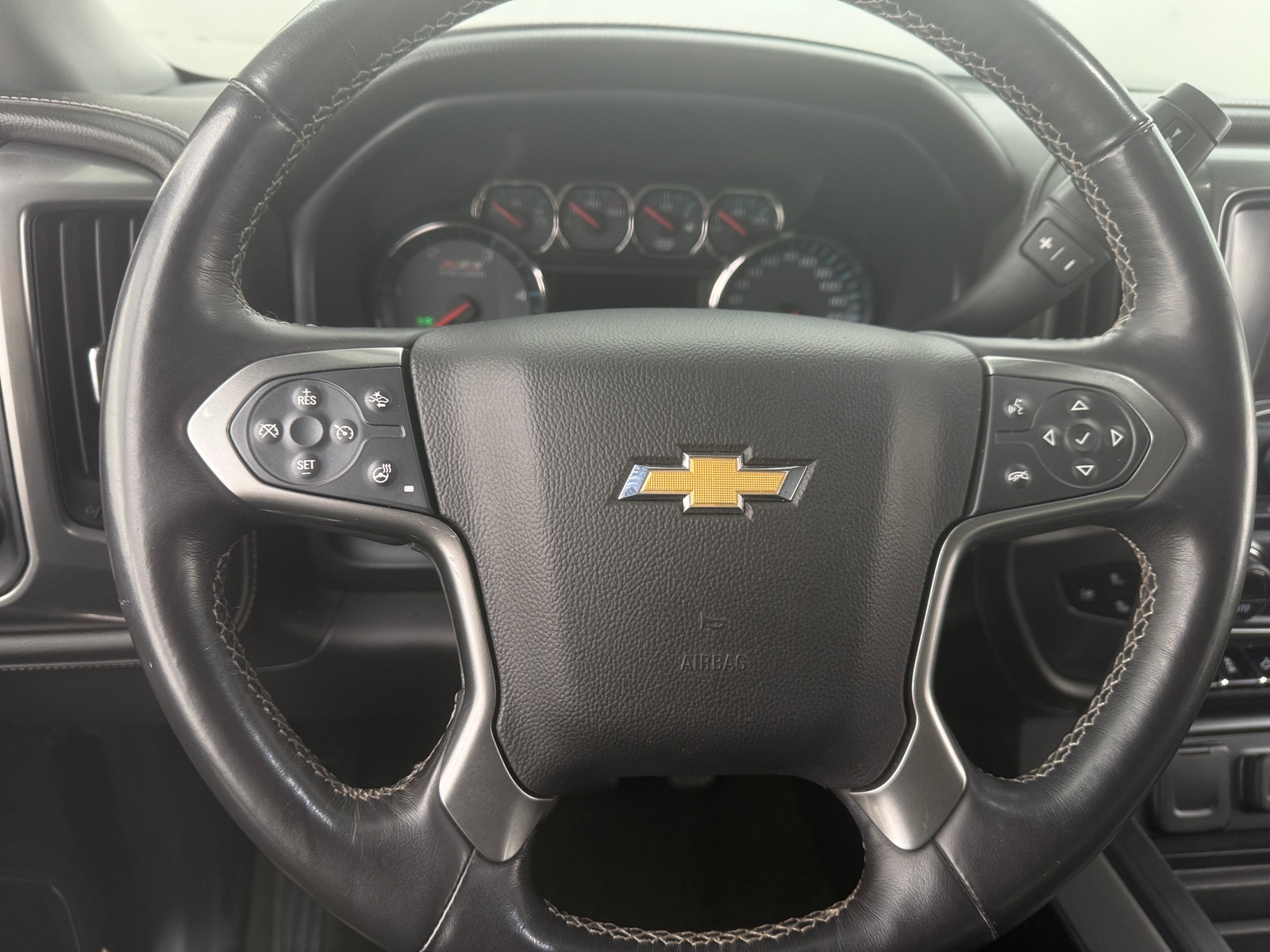 Thumbnail: 2018 Chevrolet Silverado 2500 - 4