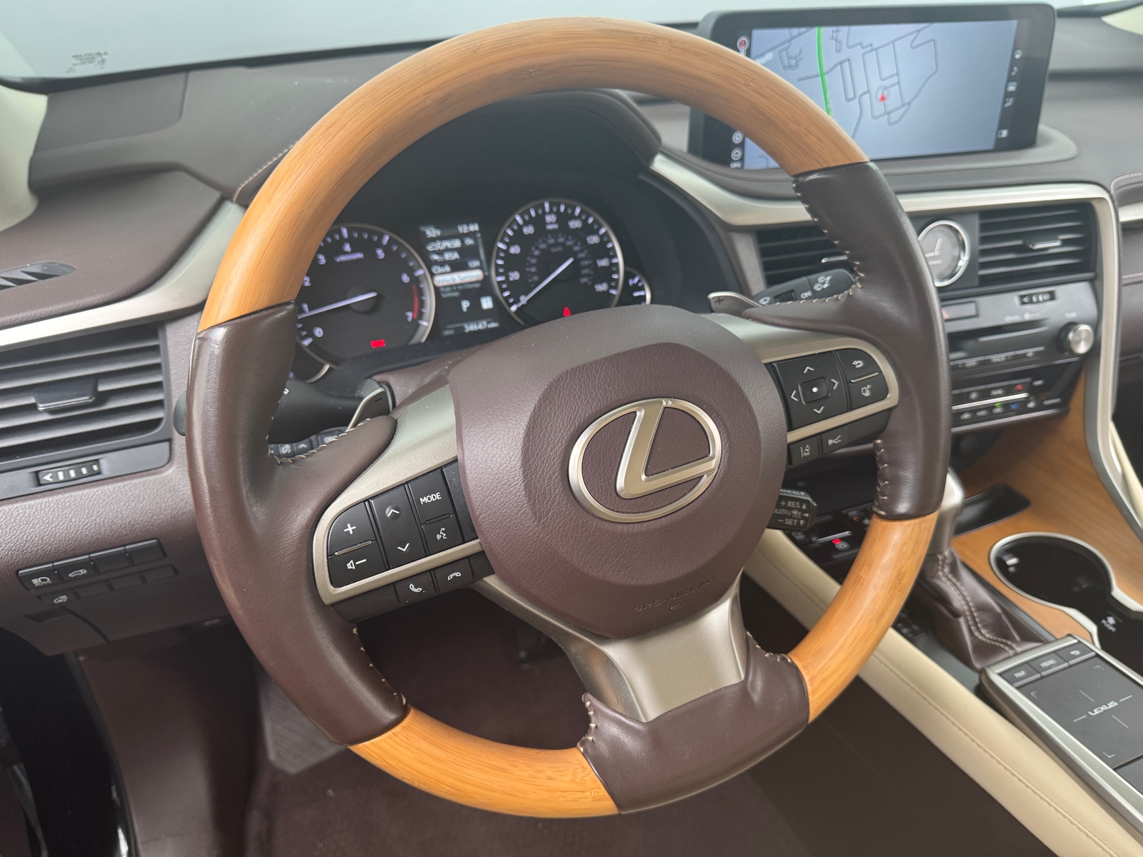 Thumbnail: 2020 Lexus RX - 4