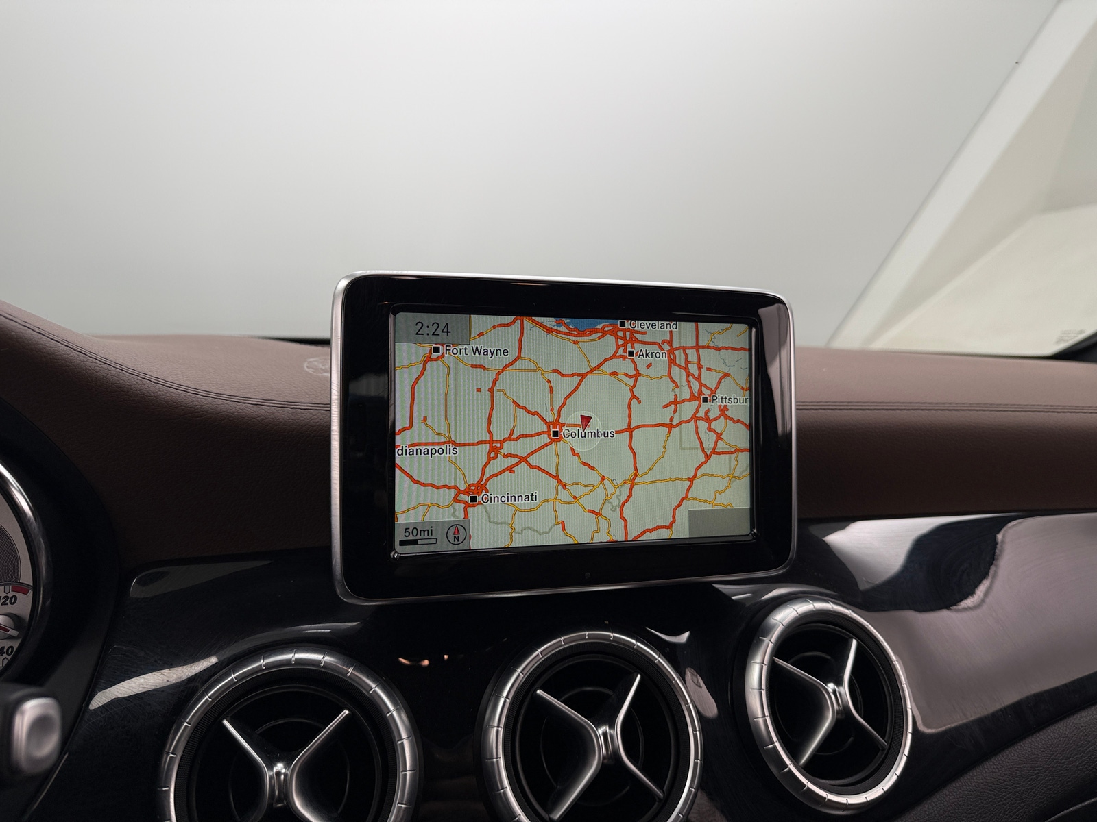 Thumbnail: 2014 Mercedes-Benz CLA - 2