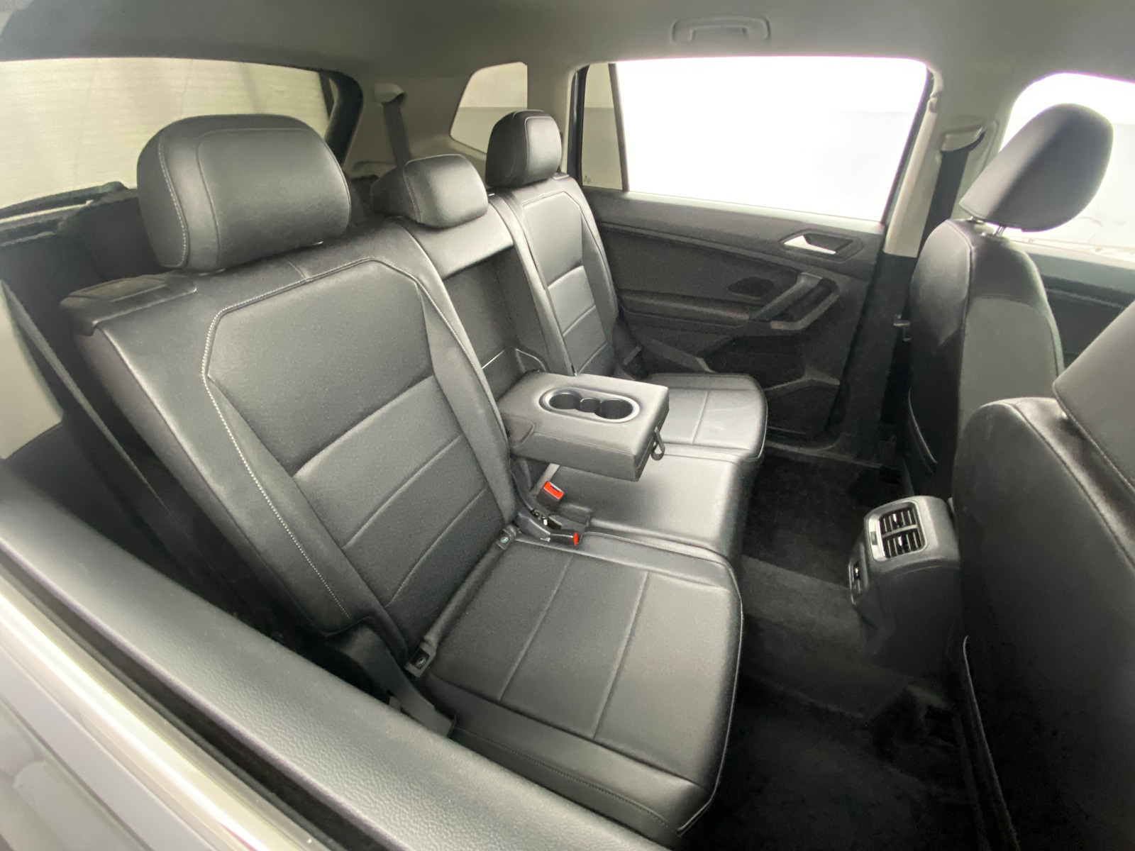 Thumbnail: 2019 Volkswagen Tiguan - 5