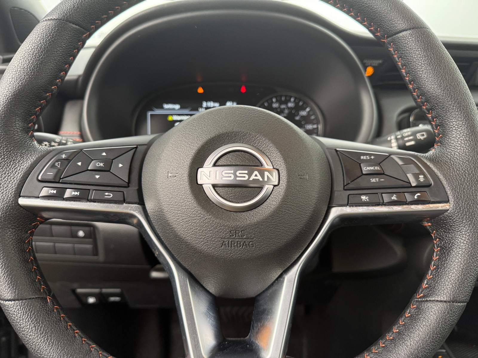 Thumbnail: 2024 Nissan Kicks - 5