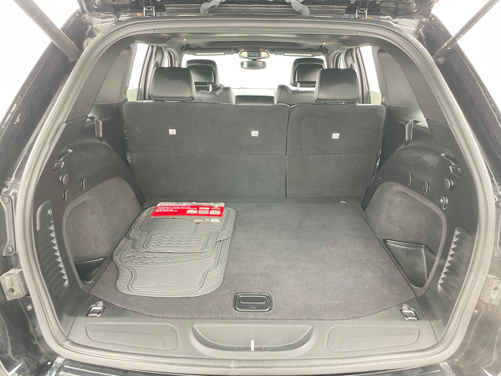 Thumbnail: 2020 Jeep Grand Cherokee - 6