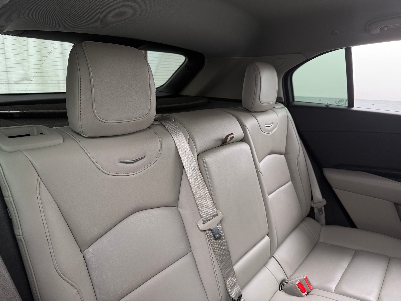 Thumbnail: 2023 Cadillac XT4 - 5