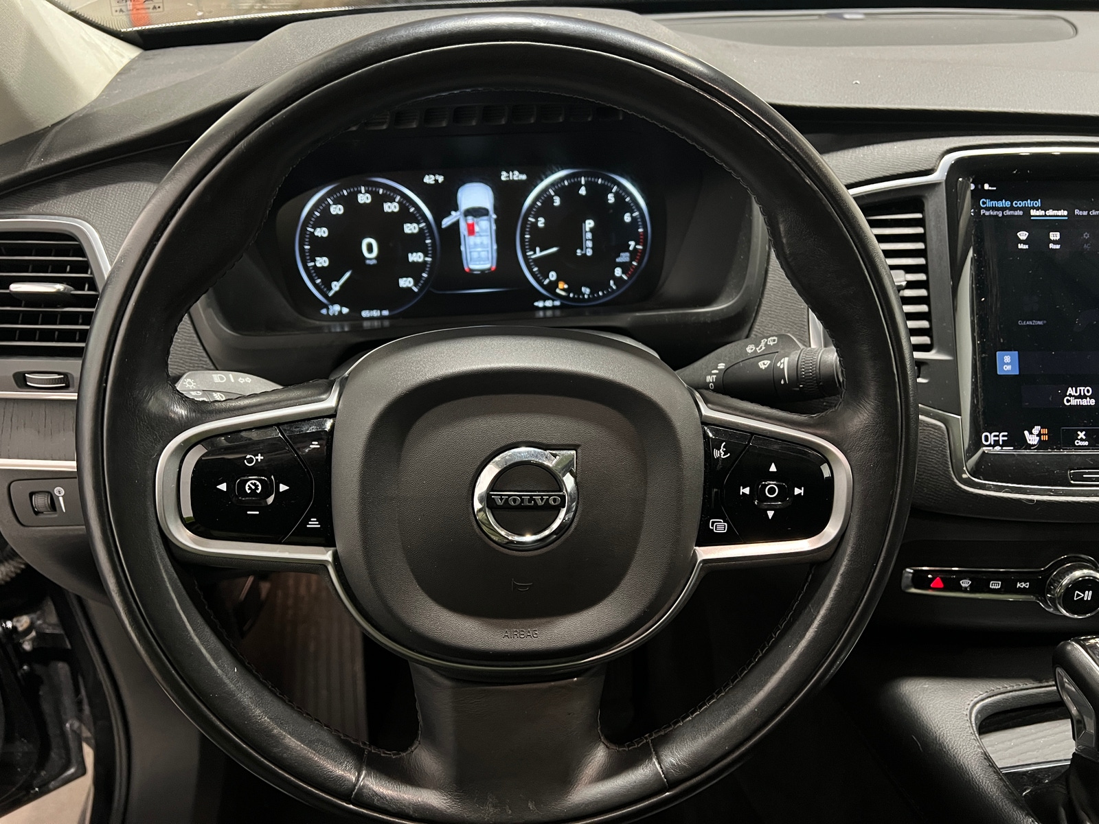 Thumbnail: 2020 Volvo XC90 - 4