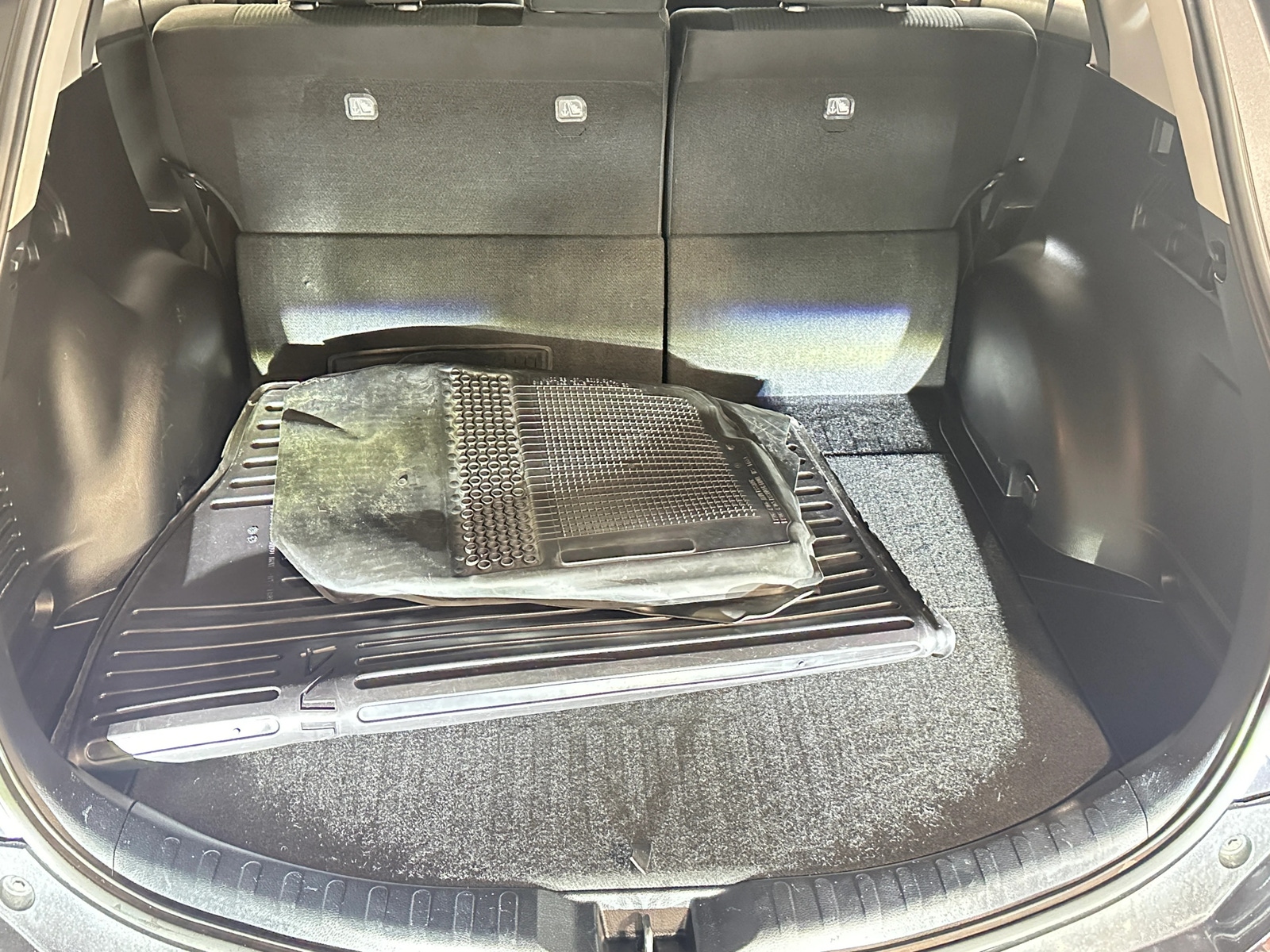 Thumbnail: 2018 Toyota RAV4 - 7