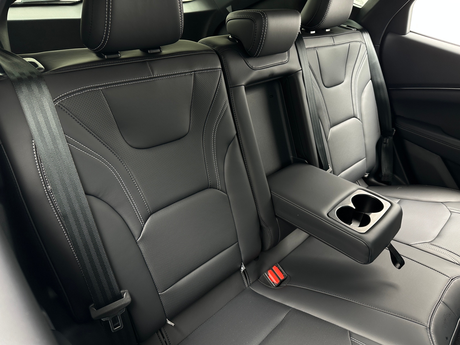 Thumbnail: 2025 Ford Mustang Mach-E - 5