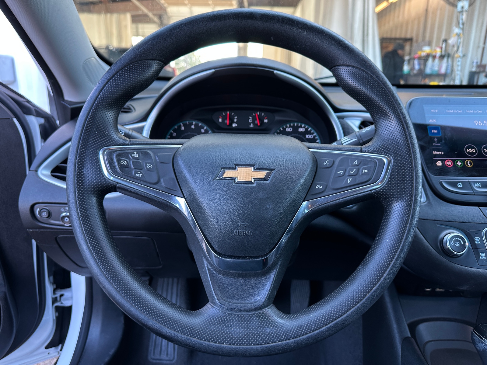 Thumbnail: 2020 Chevrolet Malibu - 5