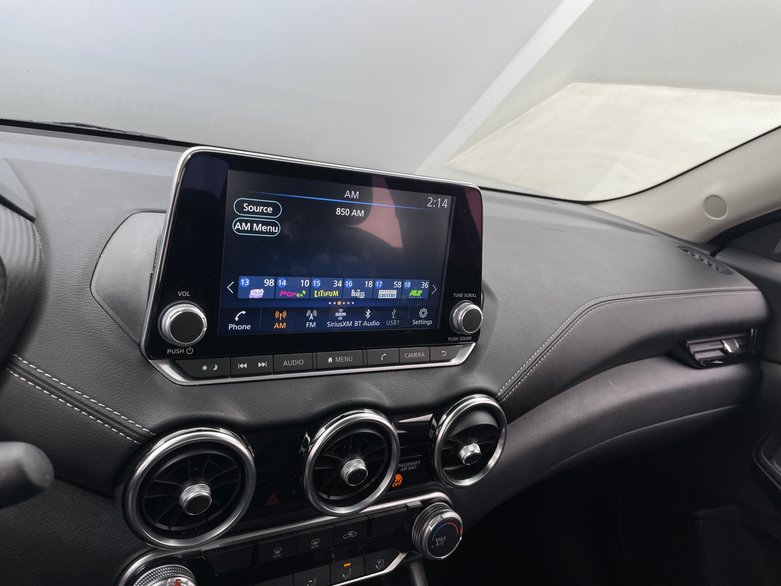 Thumbnail: 2022 Nissan Sentra - 4