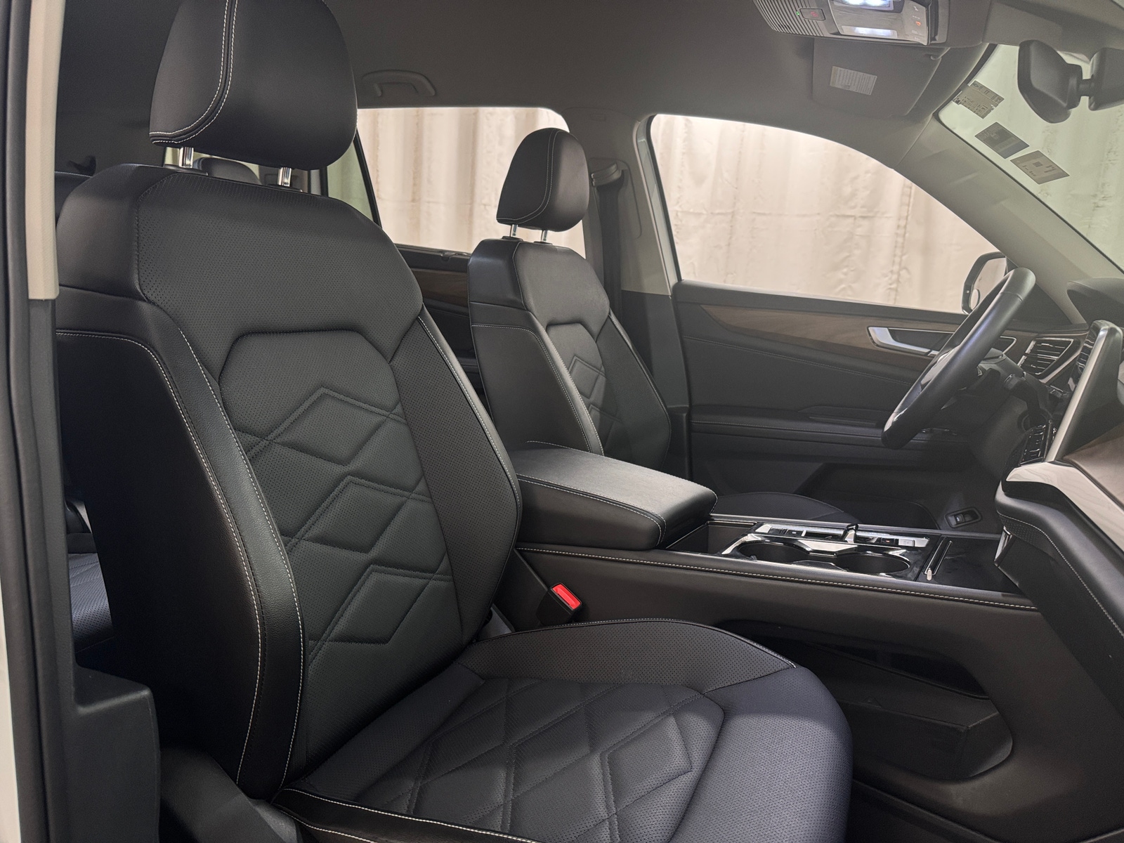 Thumbnail: 2025 Volkswagen Atlas - 5