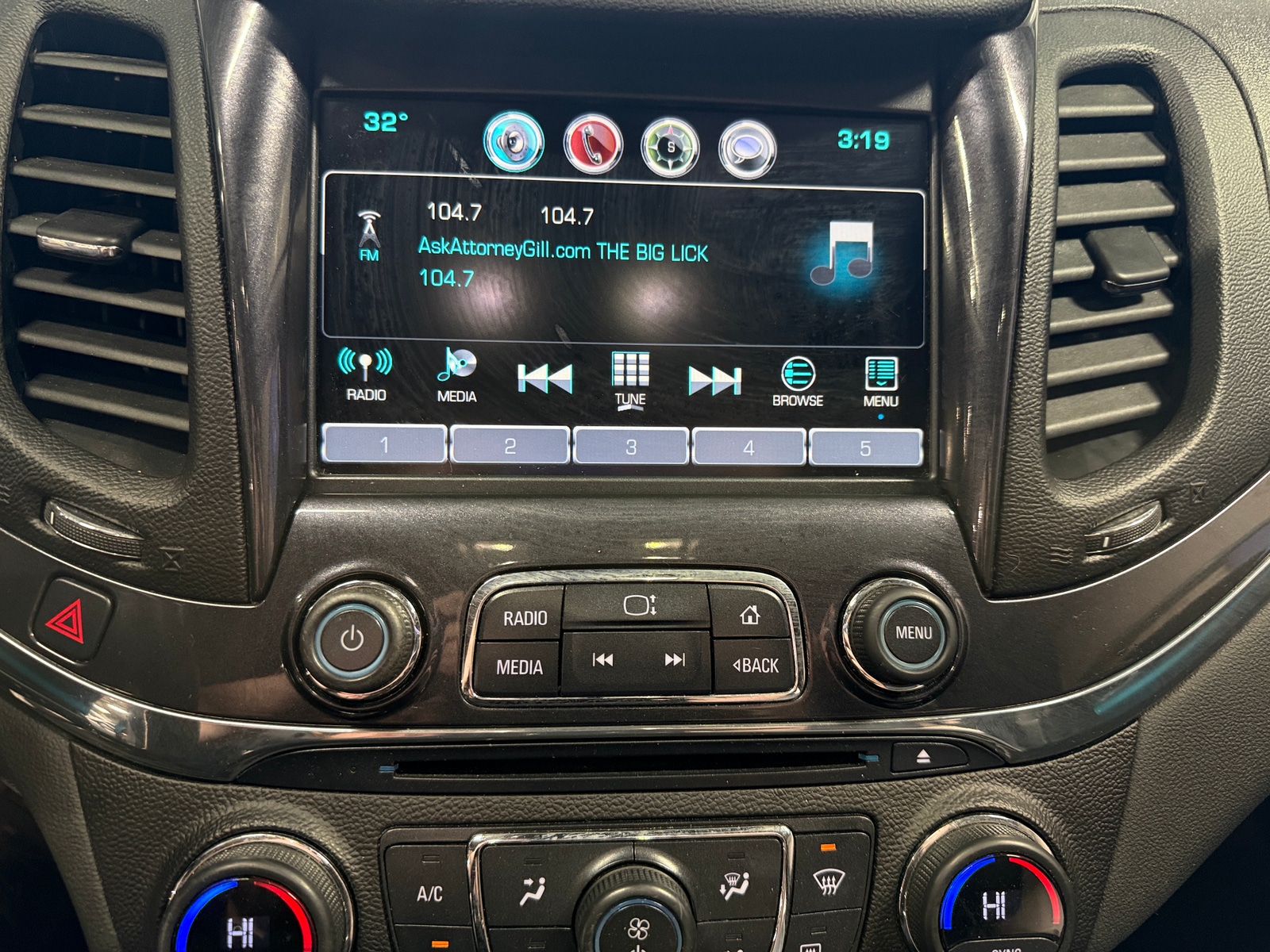 Thumbnail: 2016 Chevrolet Impala - 3