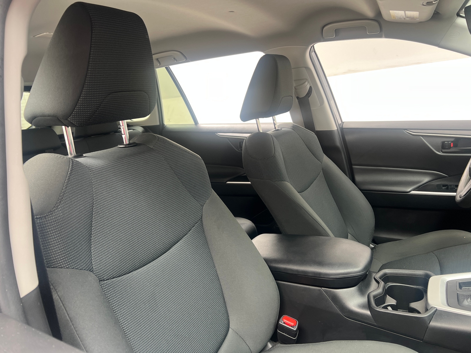 Thumbnail: 2021 Toyota RAV4 - 2