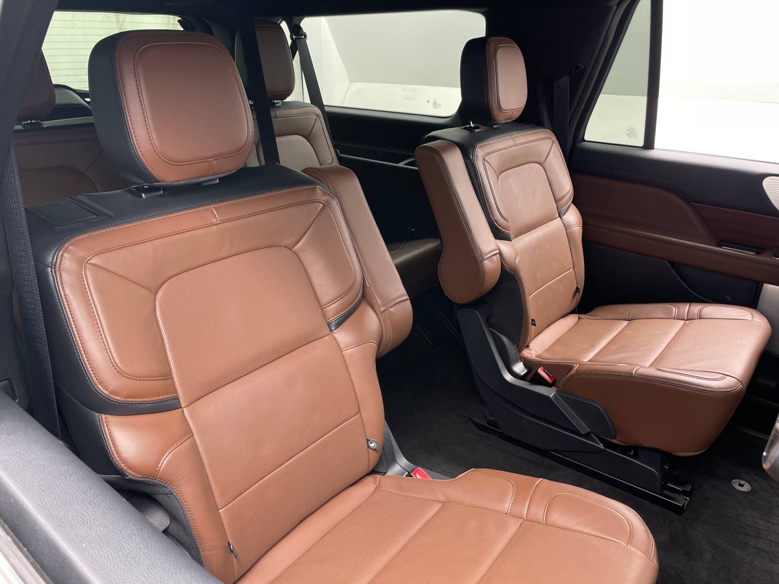 Thumbnail: 2023 Lincoln Navigator L - 5