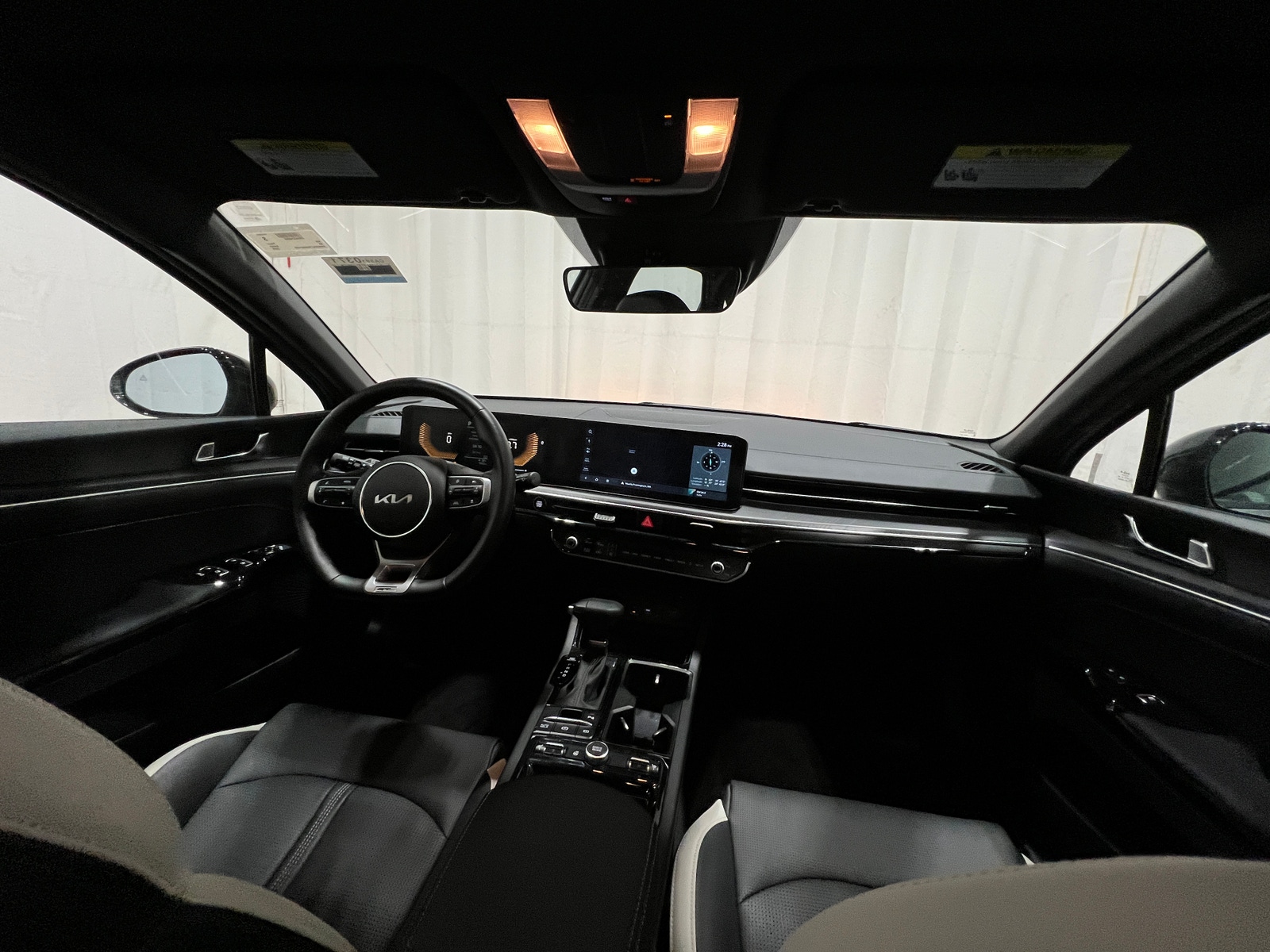 Thumbnail: 2025 Kia K5 - 2