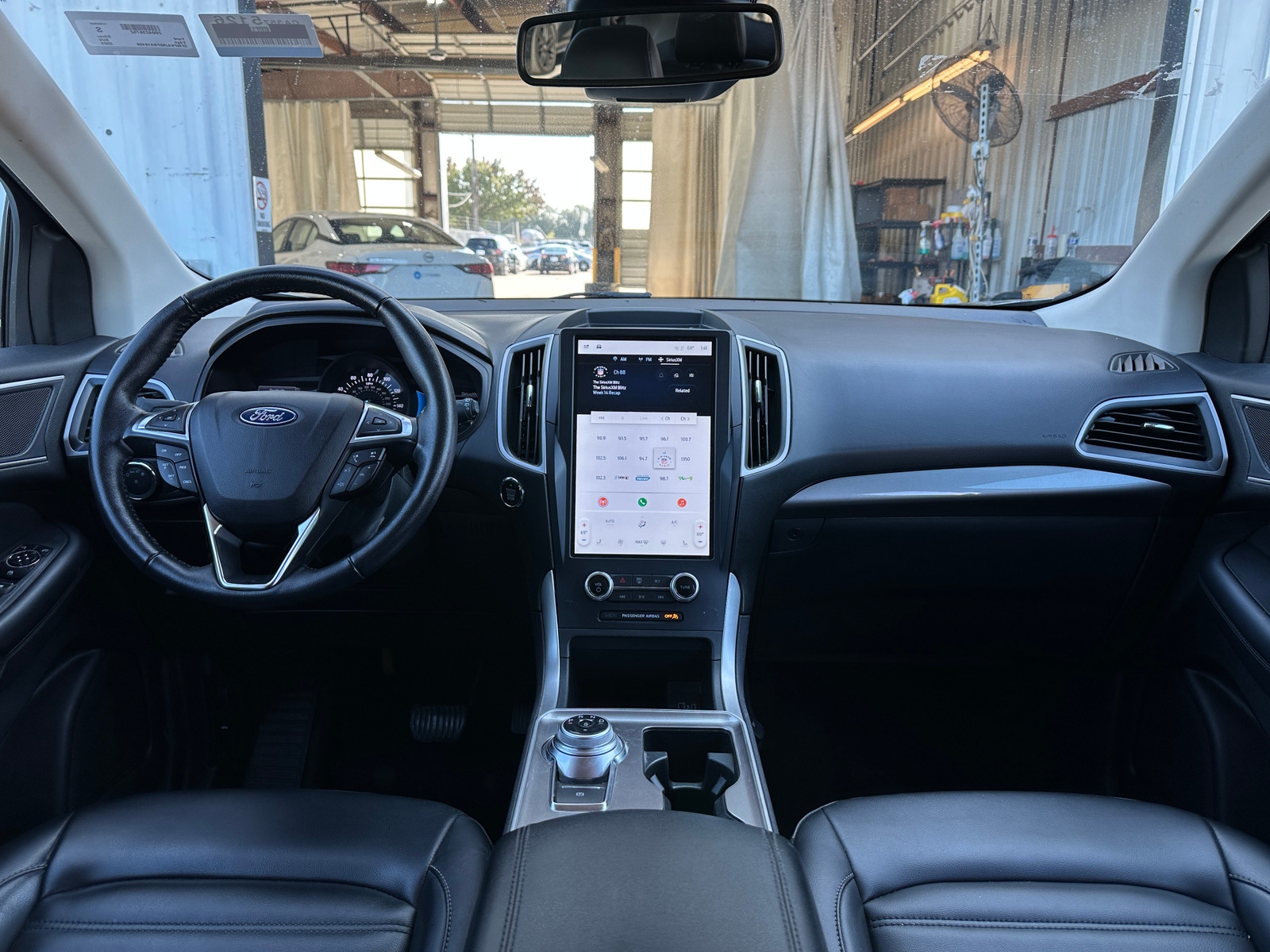 Thumbnail: 2023 Ford Edge - 2