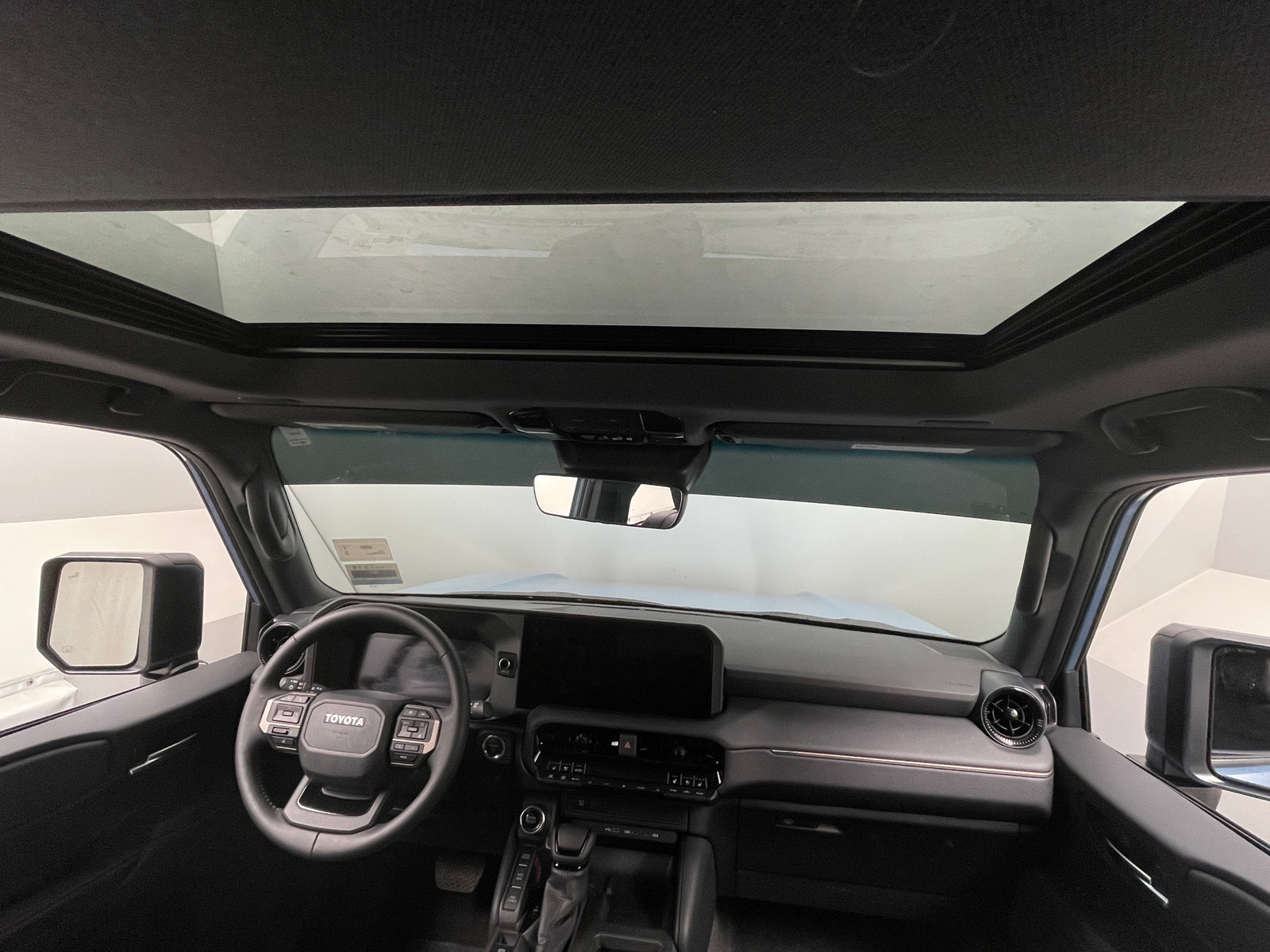 Thumbnail: 2025 Toyota Land Cruiser - 3