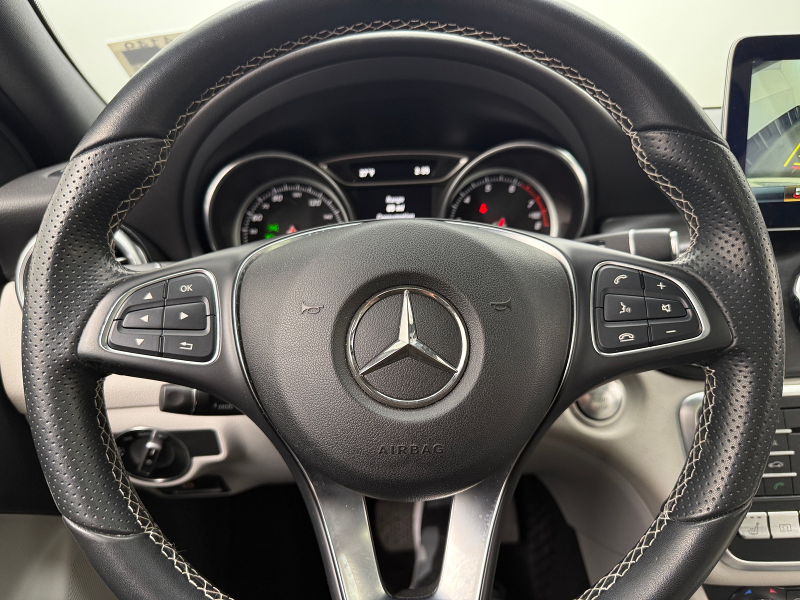 Thumbnail: 2018 Mercedes-Benz GLA - 4