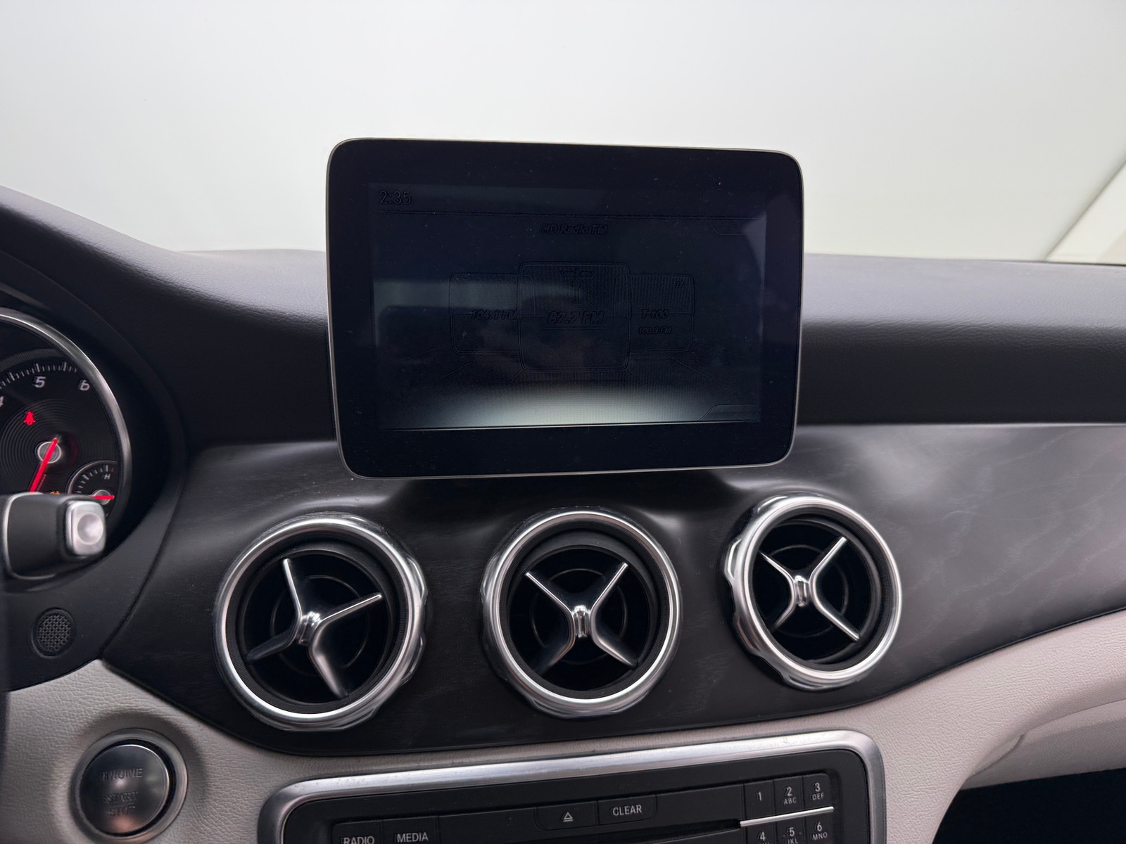 Thumbnail: 2018 Mercedes-Benz GLA - 3