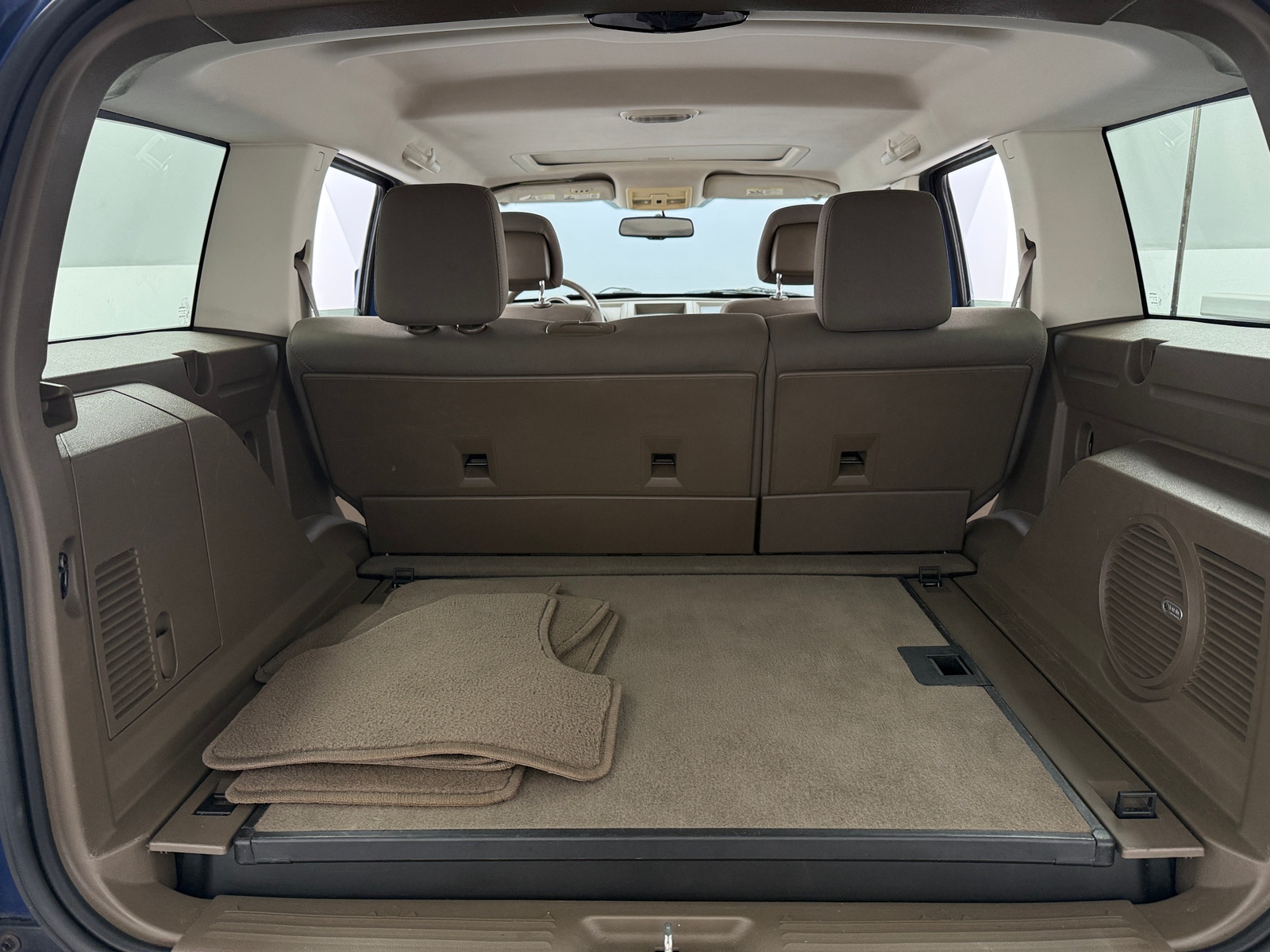 Thumbnail: 2010 Dodge Nitro - 7