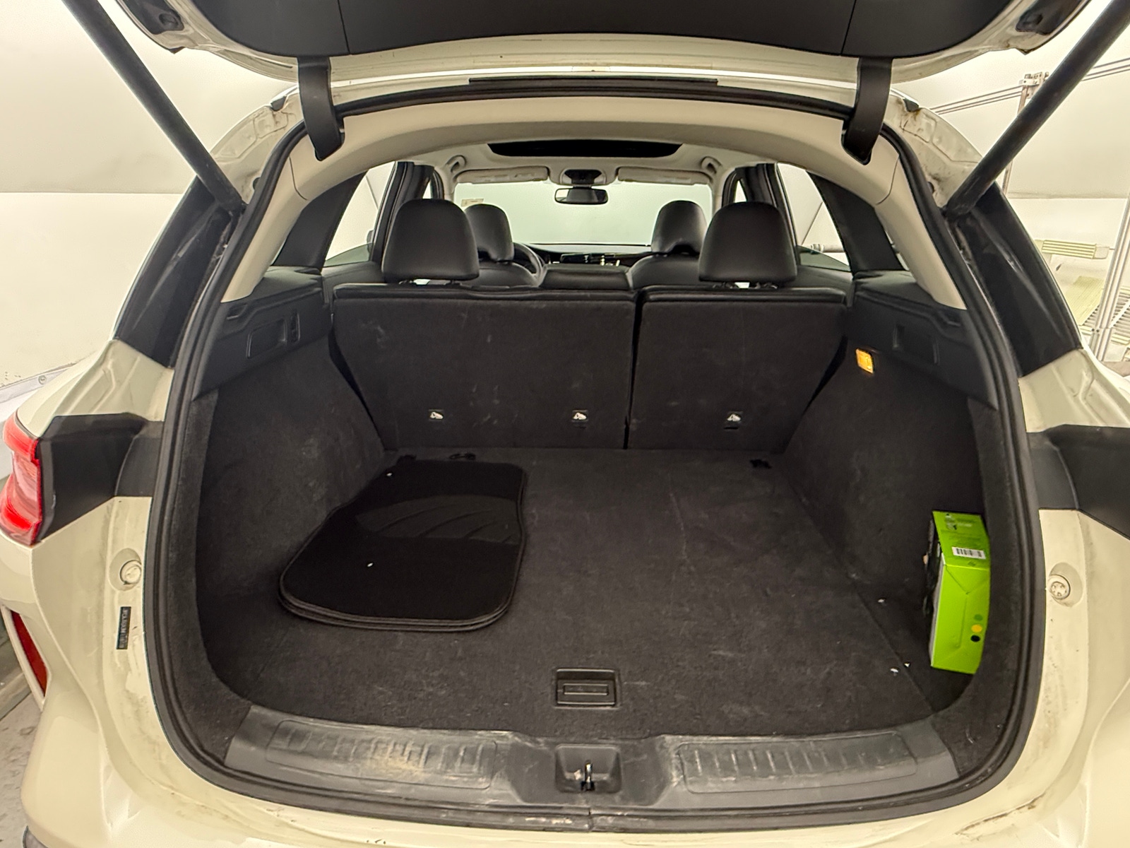 Thumbnail: 2021 INFINITI QX50 - 6