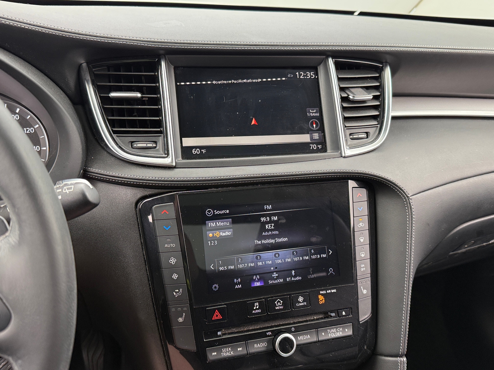 Thumbnail: 2021 INFINITI QX50 - 3