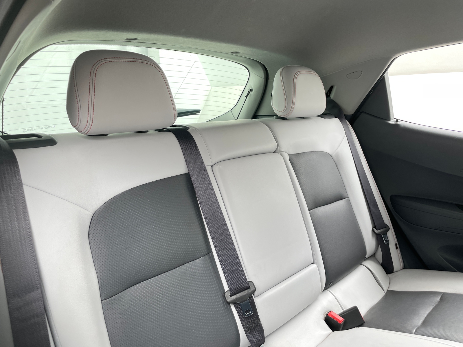 Thumbnail: 2017 Chevrolet Bolt EV - 5