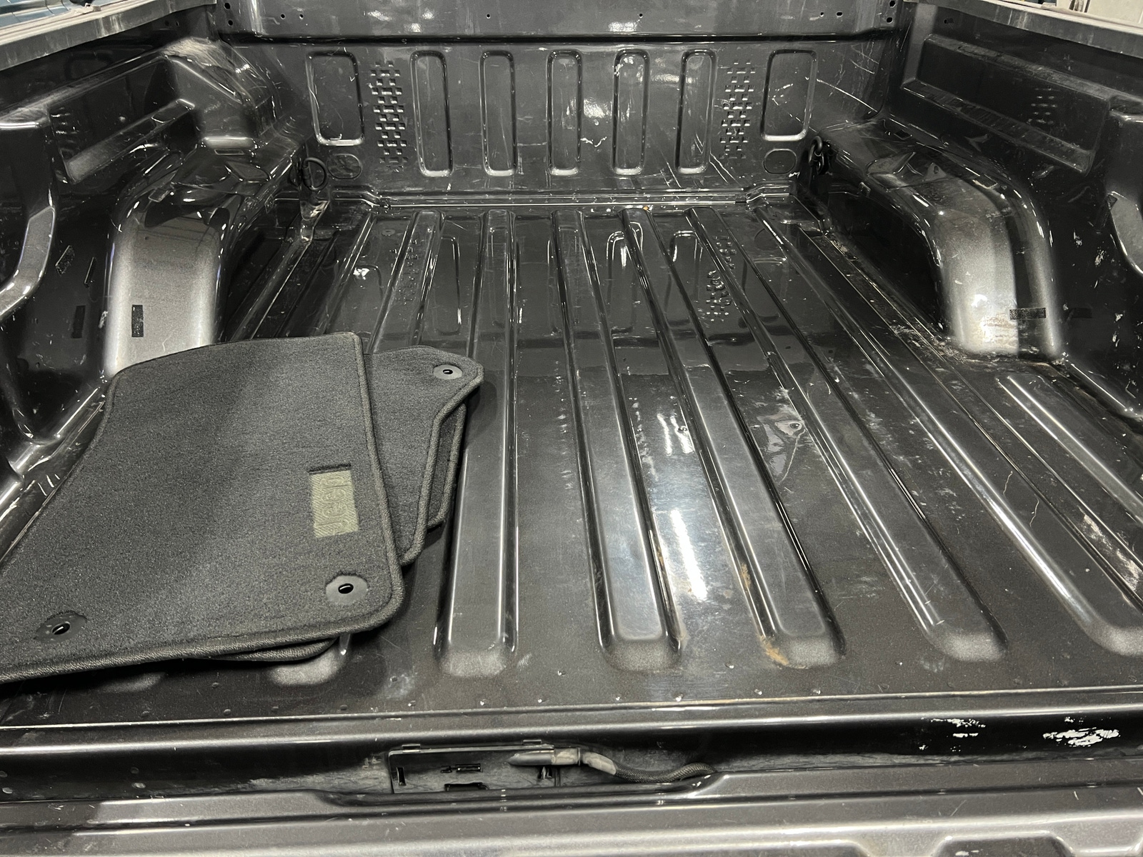 Thumbnail: 2021 Jeep Gladiator - 6