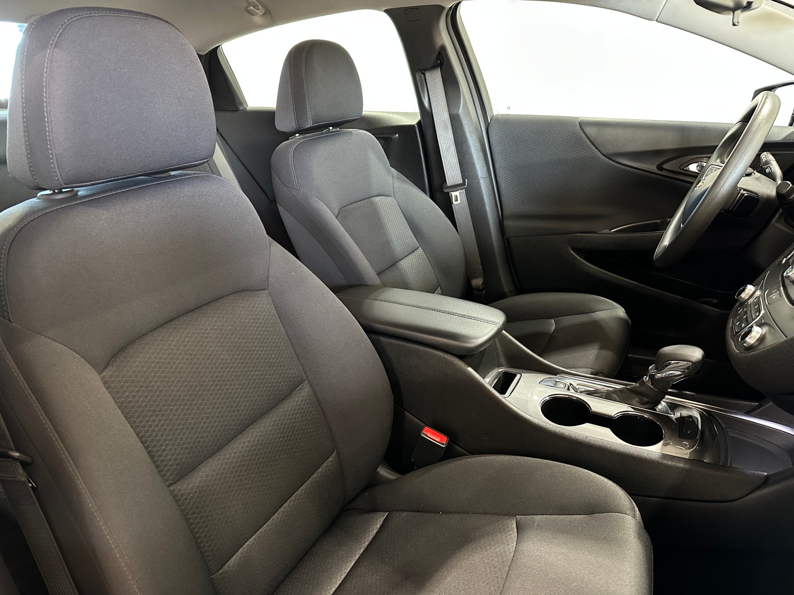 Thumbnail: 2025 Chevrolet Malibu - 2