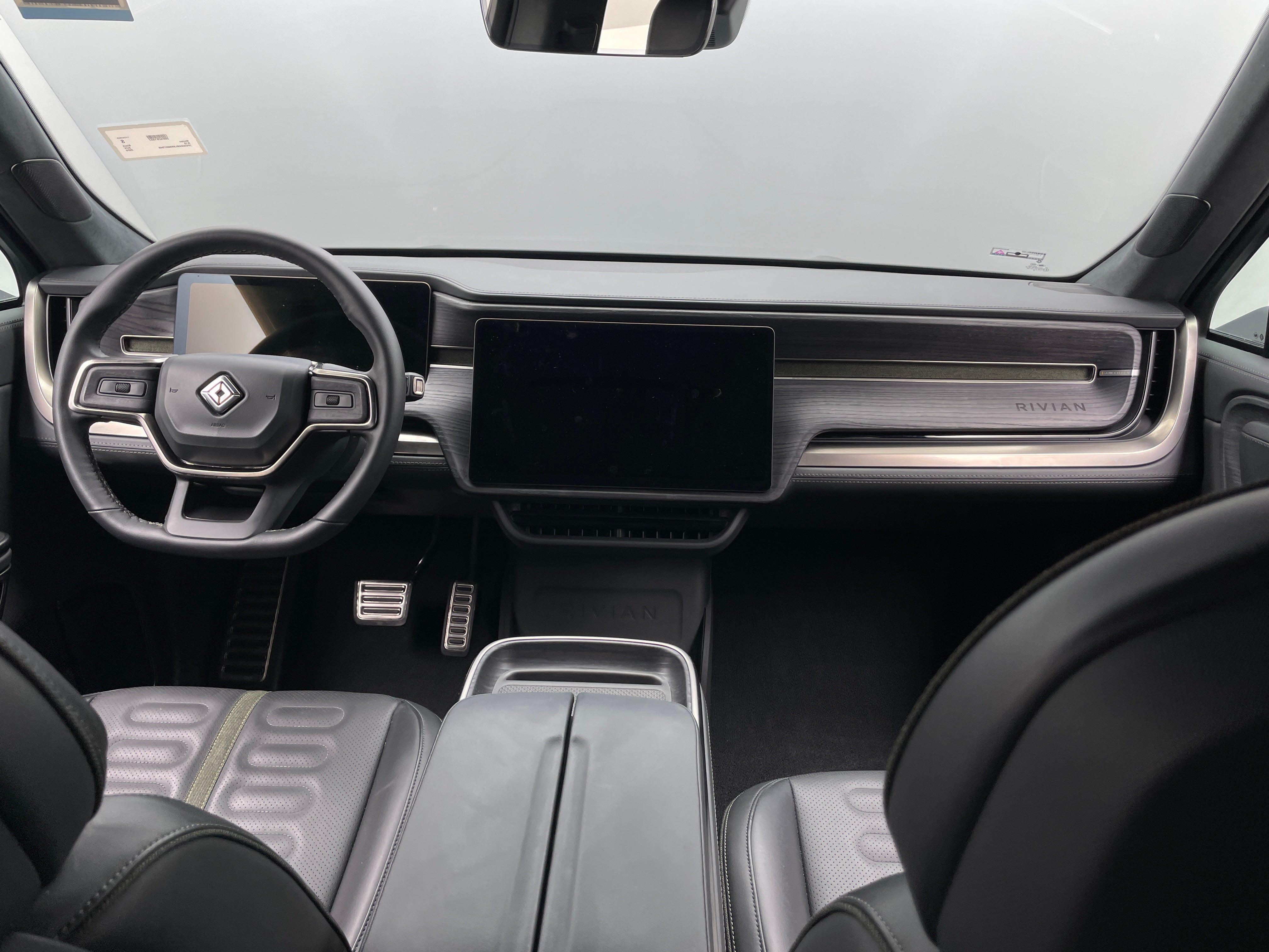 Used 2024 Rivian R1S Adventure with VIN 7PDSGABL8RN037548 for sale in Auburn, WA