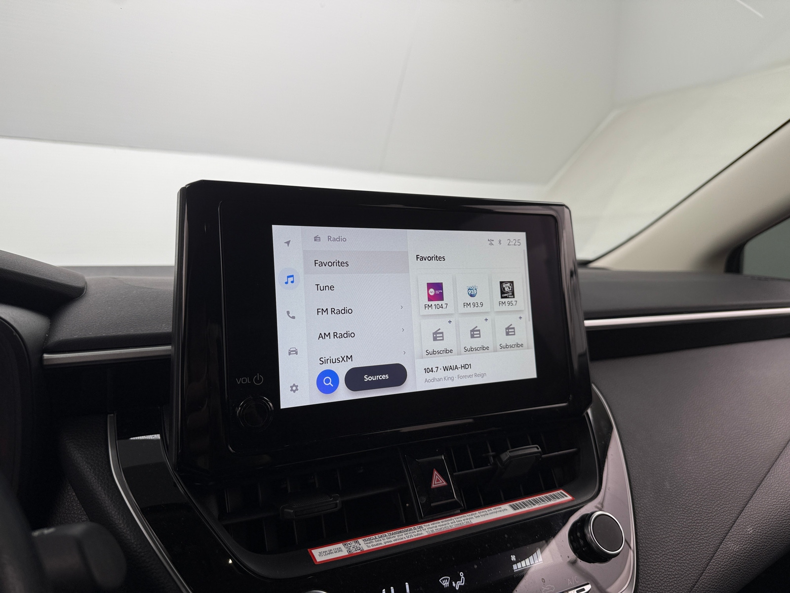 Thumbnail: 2025 Toyota Corolla - 4