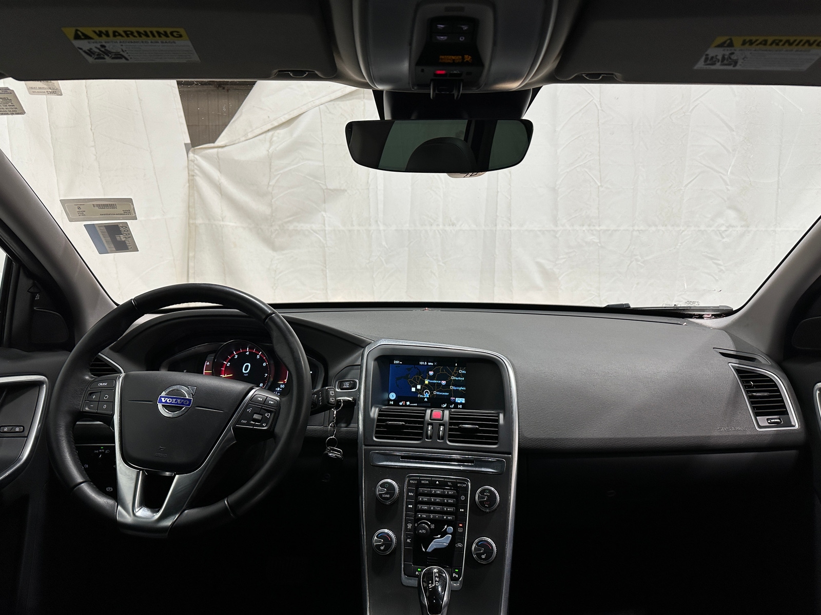 Thumbnail: 2016 Volvo XC60 - 2