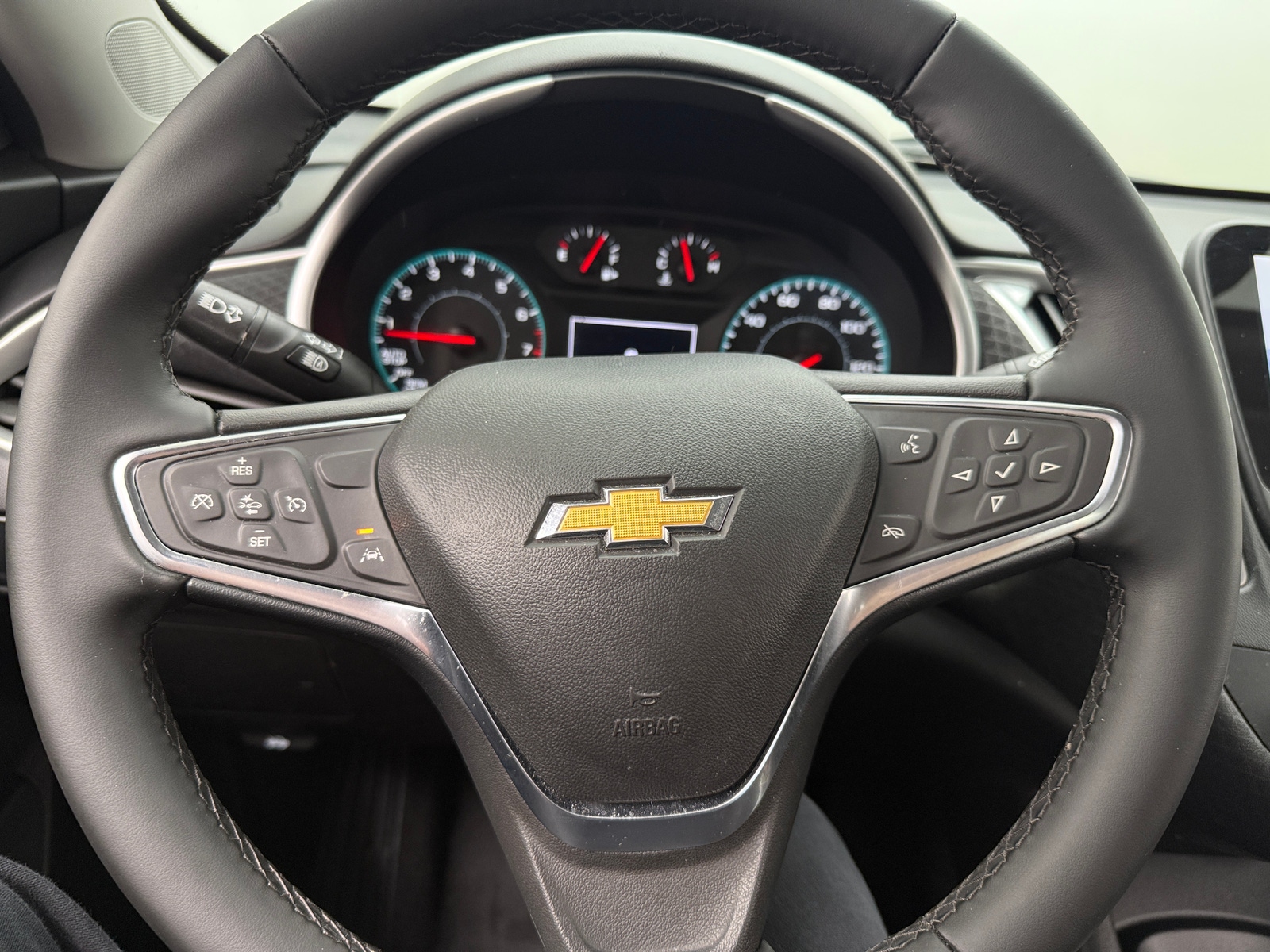 Thumbnail: 2025 Chevrolet Malibu - 5