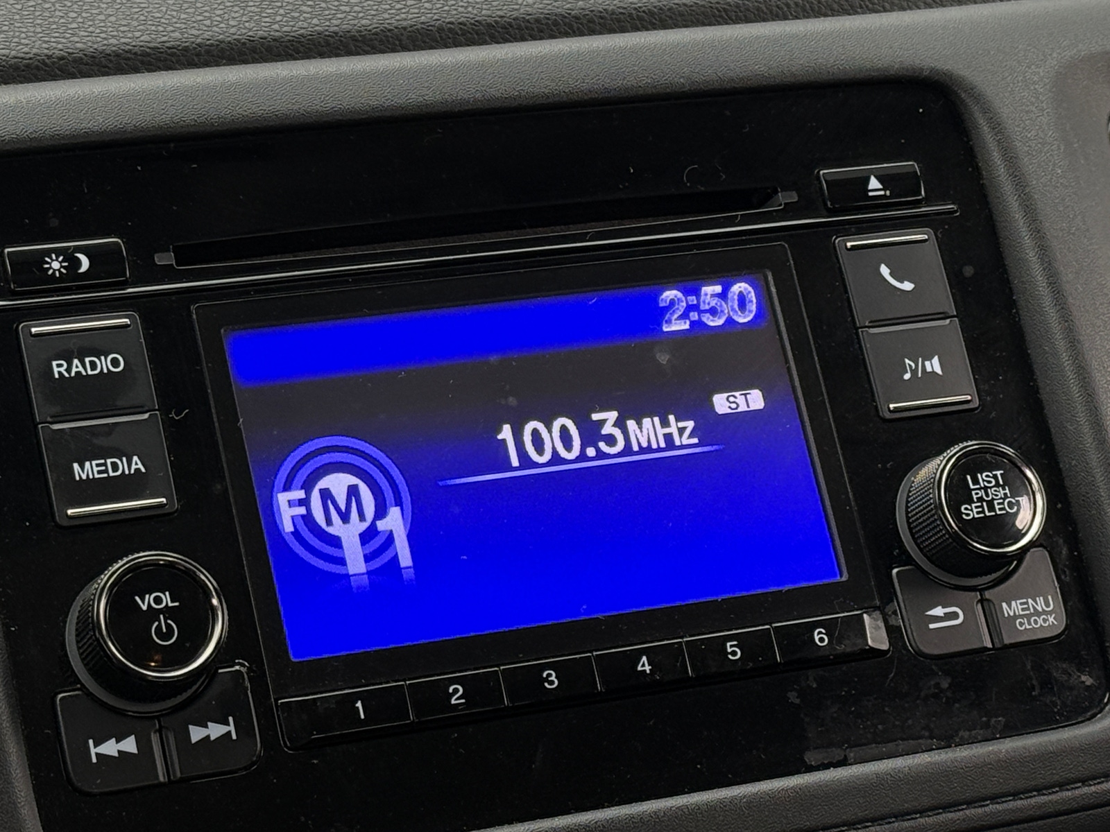 Thumbnail: 2022 Honda HR-V - 4