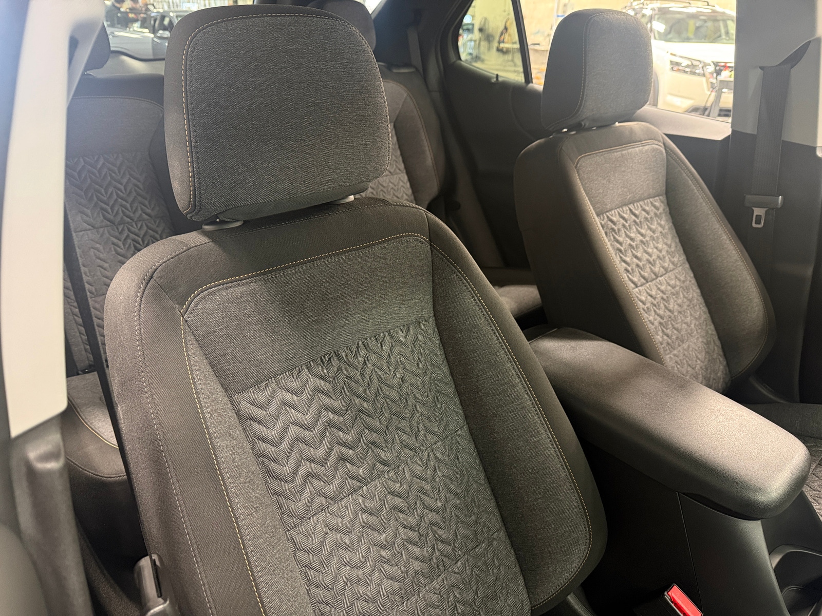 Thumbnail: 2024 Chevrolet Equinox - 2