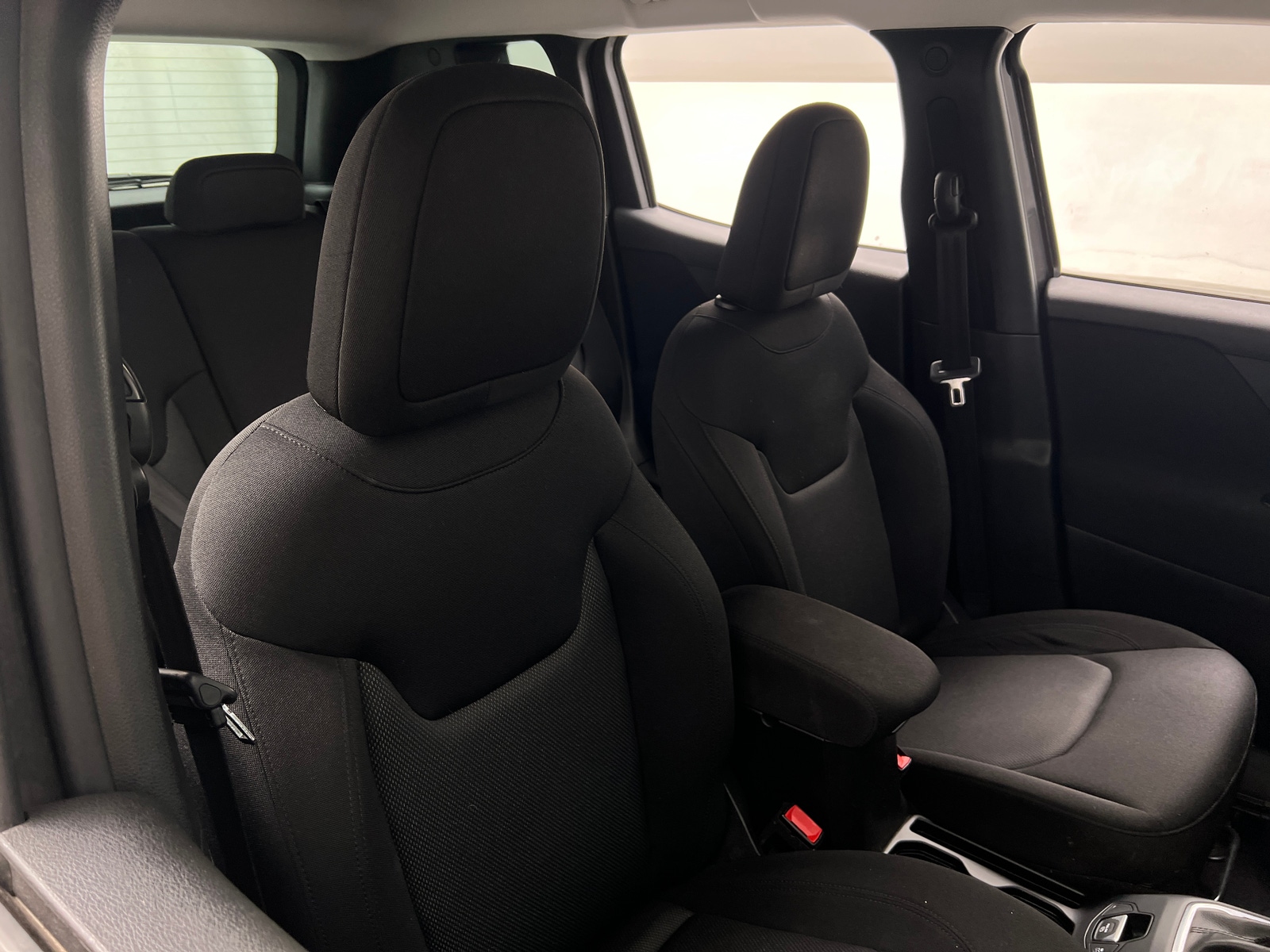 Thumbnail: 2018 Jeep Renegade - 2