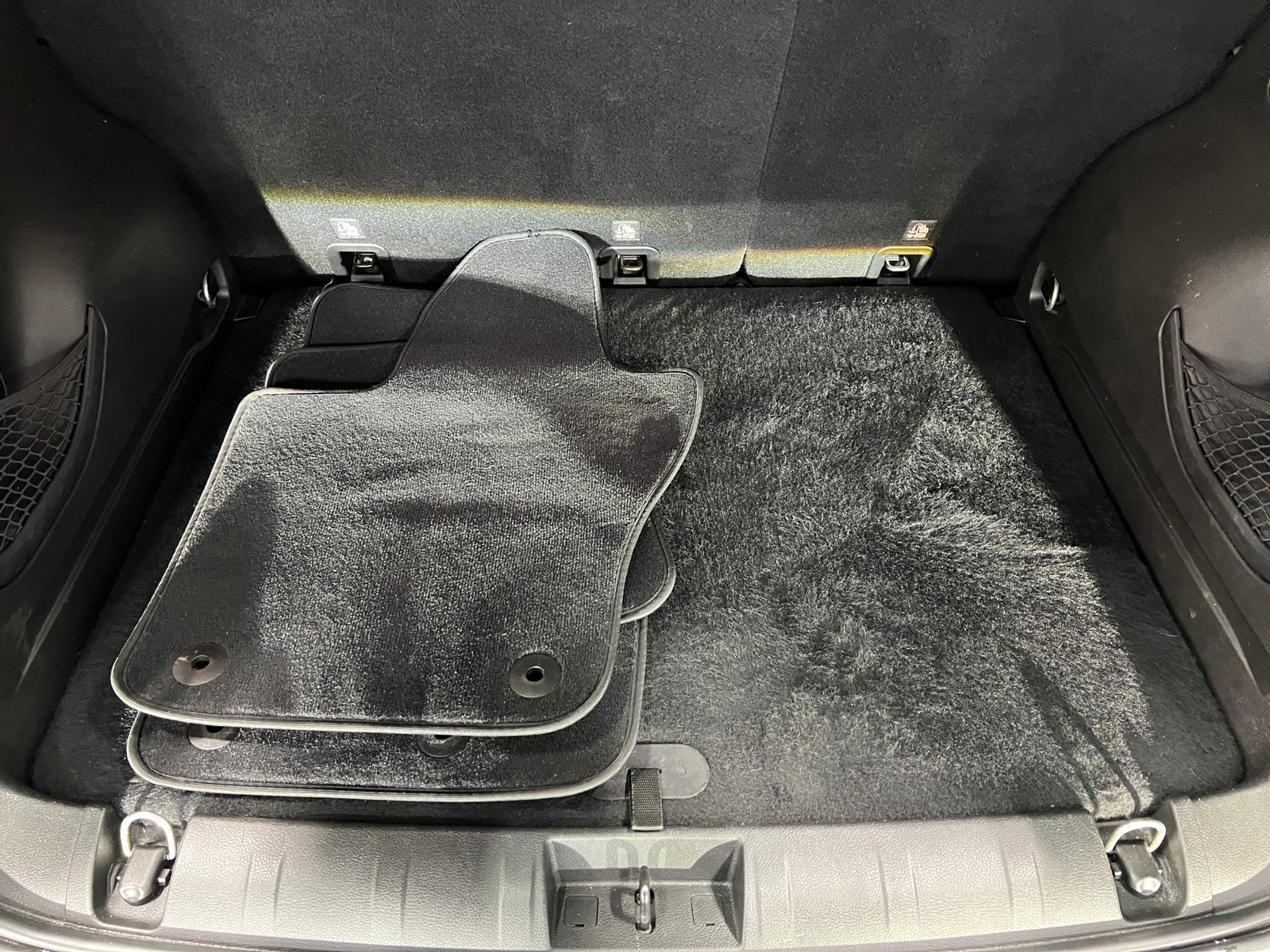 Thumbnail: 2018 Jeep Renegade - 7