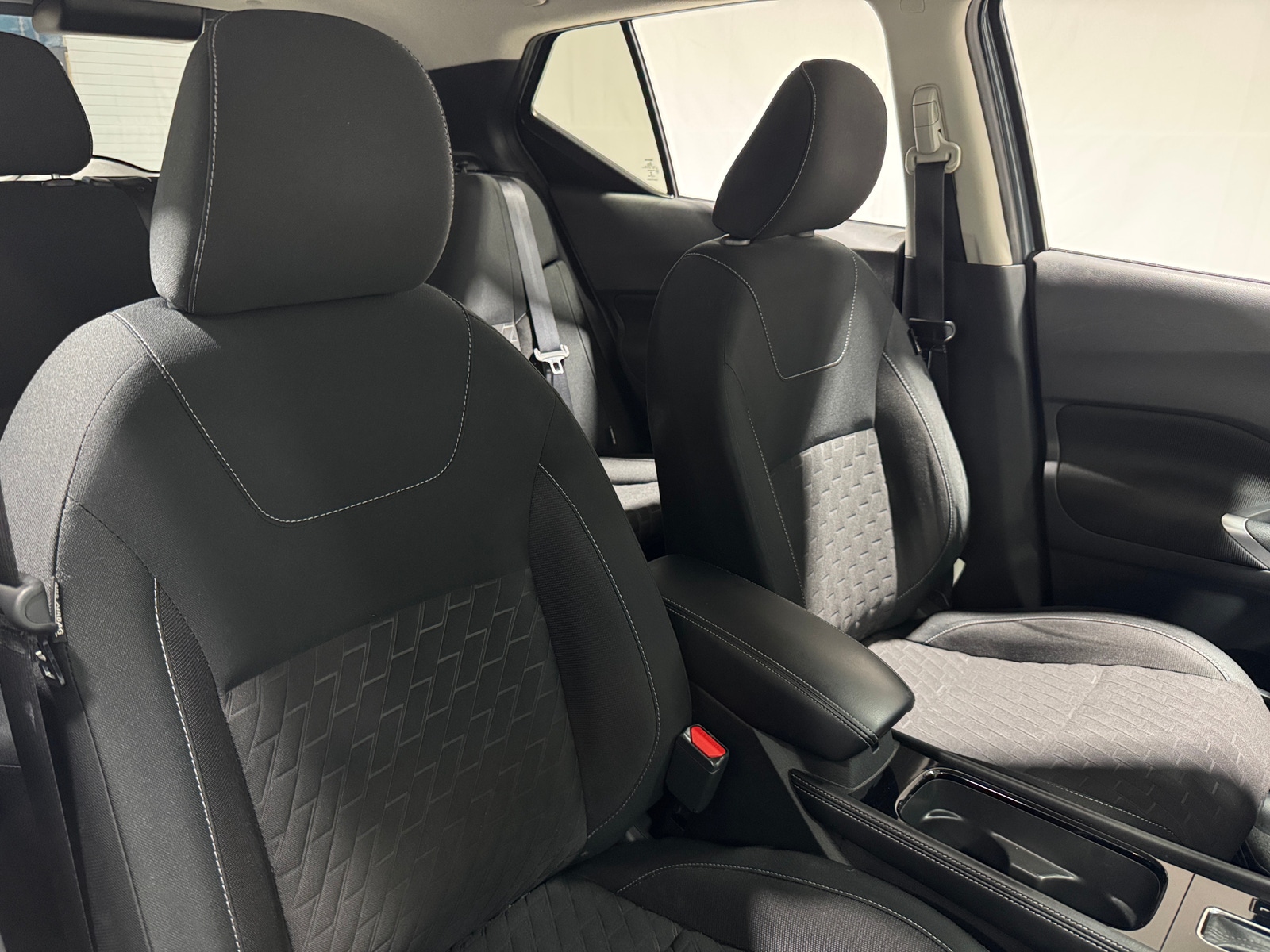 Thumbnail: 2022 Nissan Kicks - 2