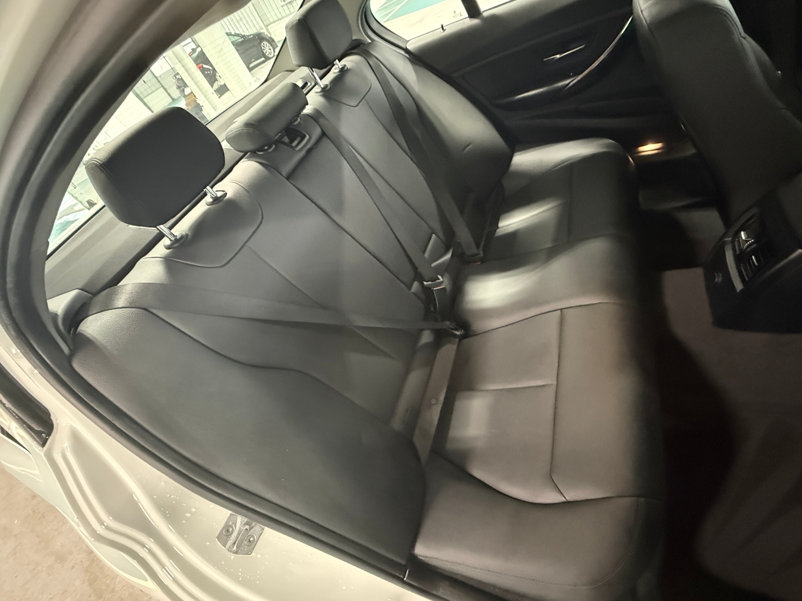 Thumbnail: 2015 BMW 3 Series - 5