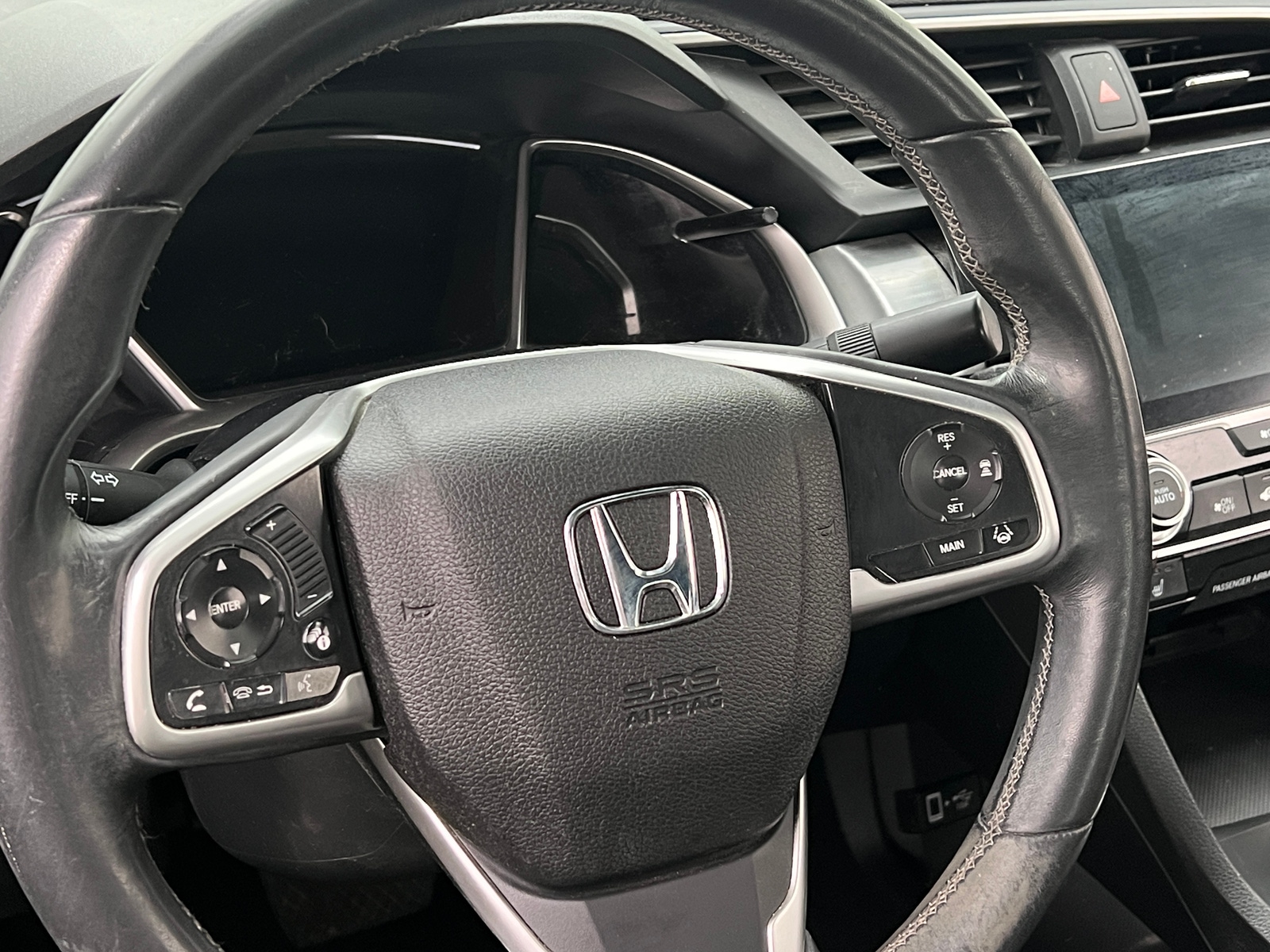 Thumbnail: 2016 Honda Civic - 3