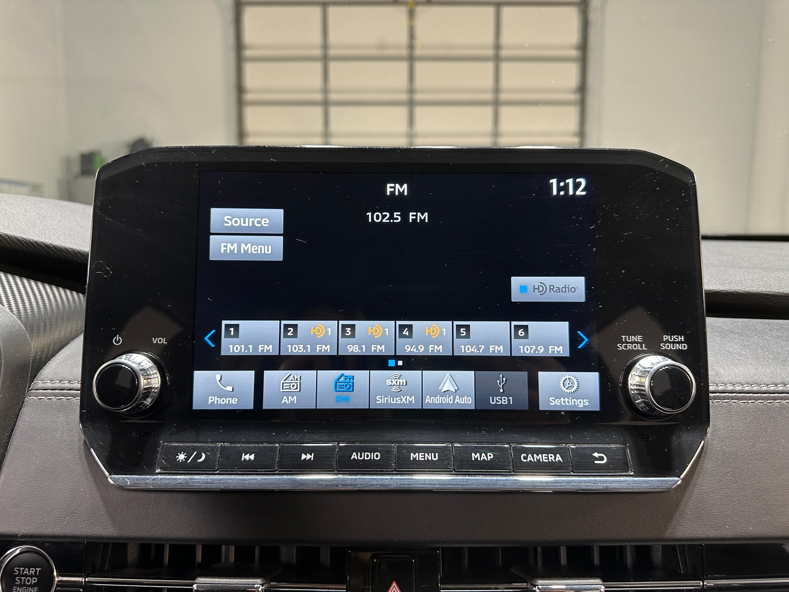 Thumbnail: 2024 Mitsubishi Outlander - 3