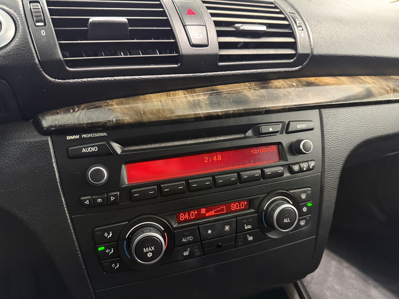 Thumbnail: 2012 BMW 1 Series - 2