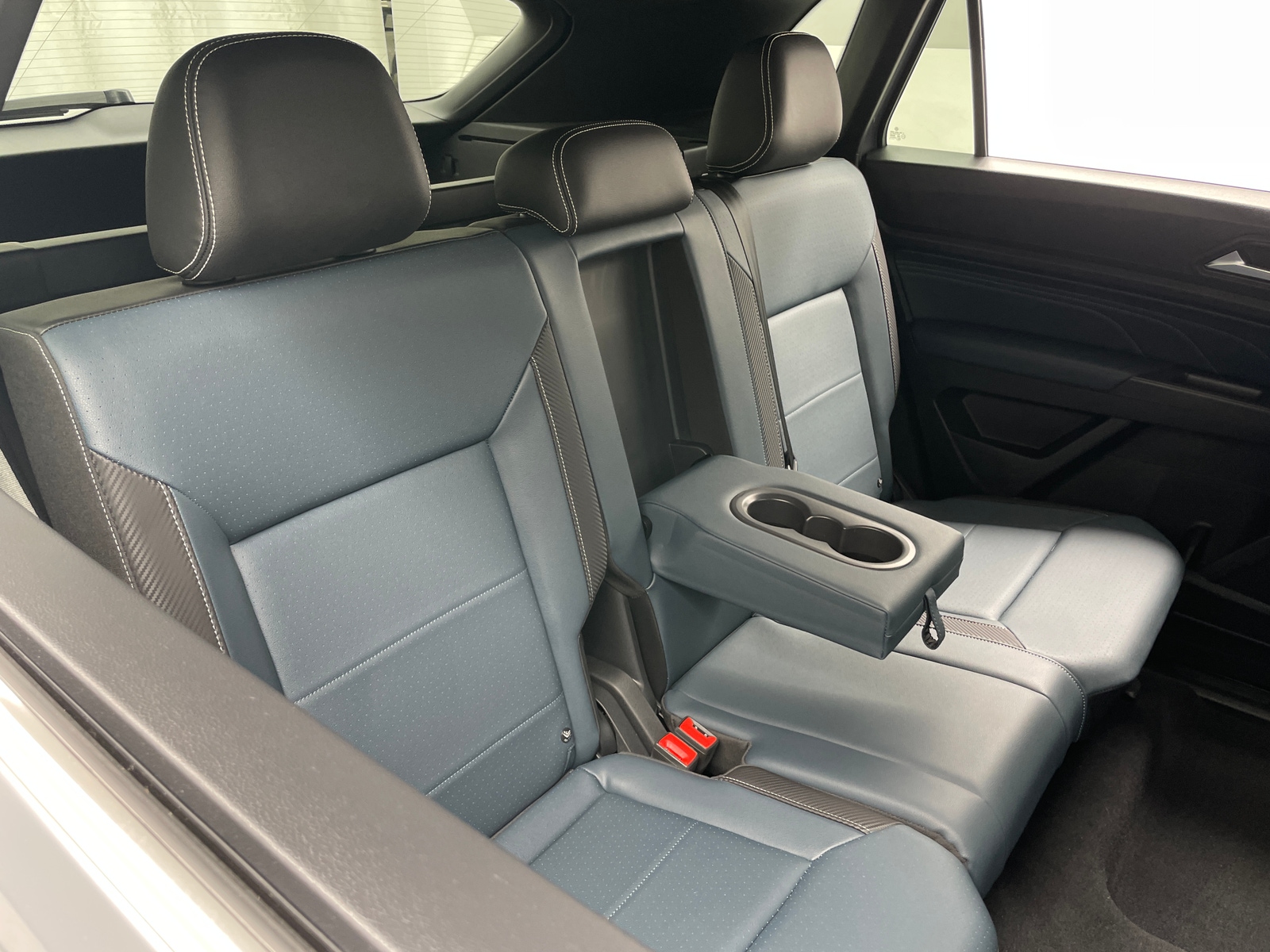 Thumbnail: 2021 Volkswagen Atlas - 5