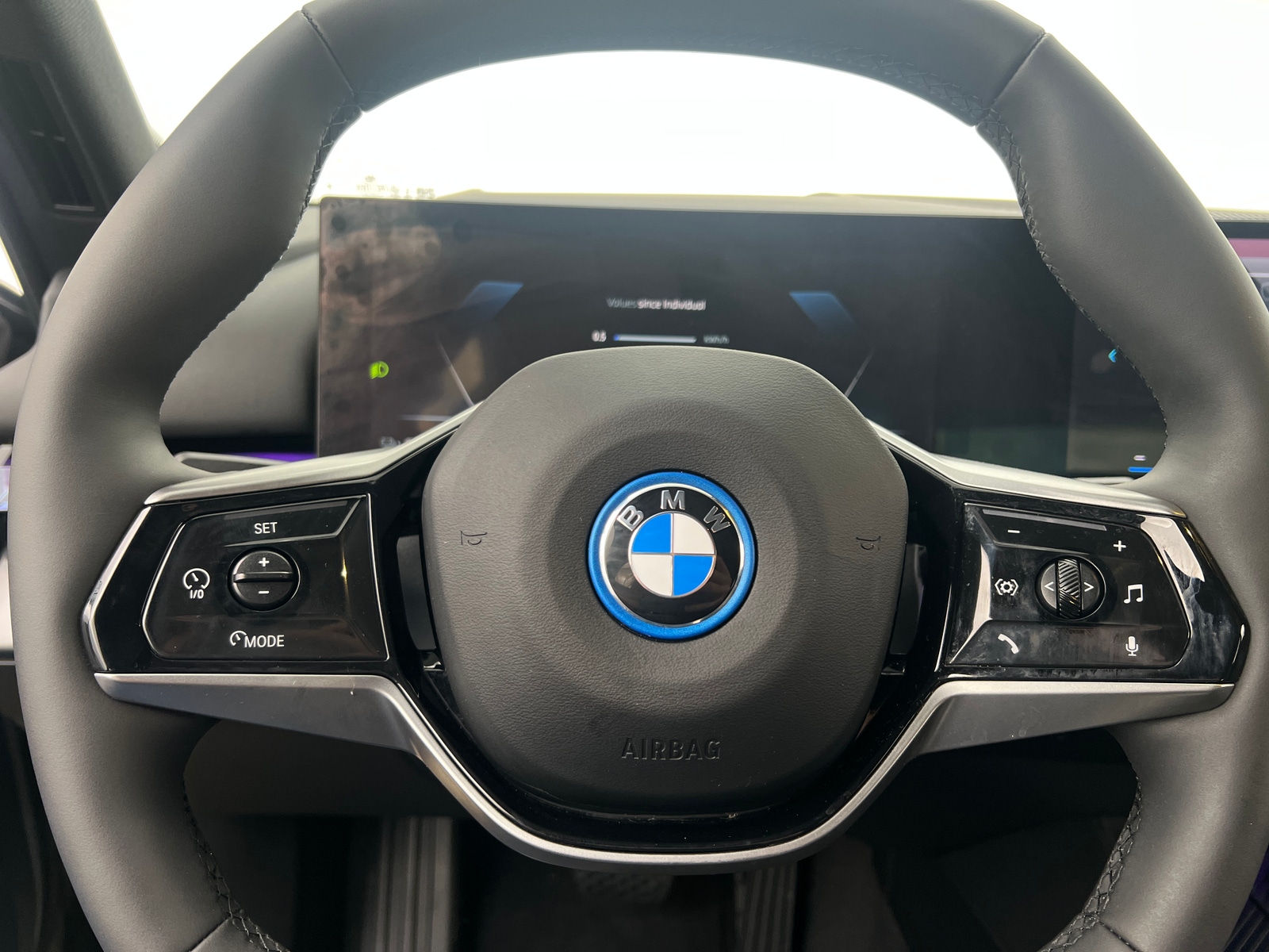 Thumbnail: 2025 BMW i5 - 4