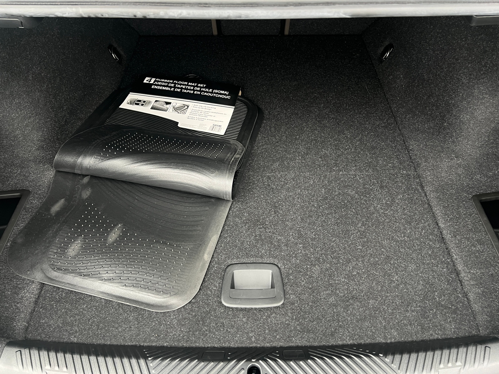 Thumbnail: 2025 BMW i5 - 6