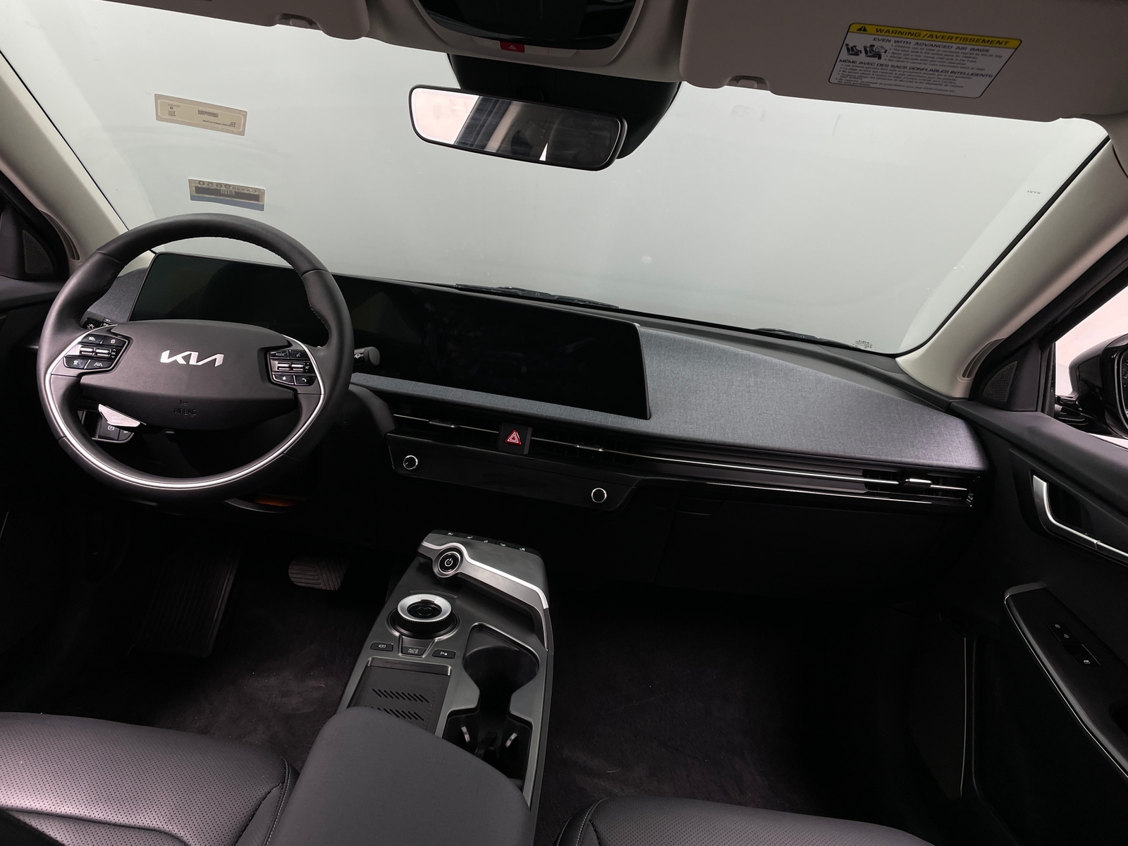 Thumbnail: 2023 Kia EV6 - 2