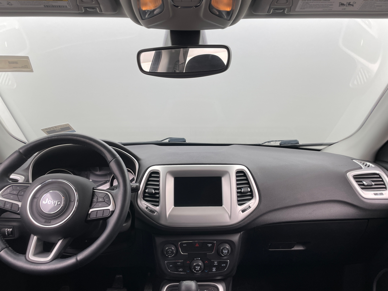 Thumbnail: 2019 Jeep Compass - 3