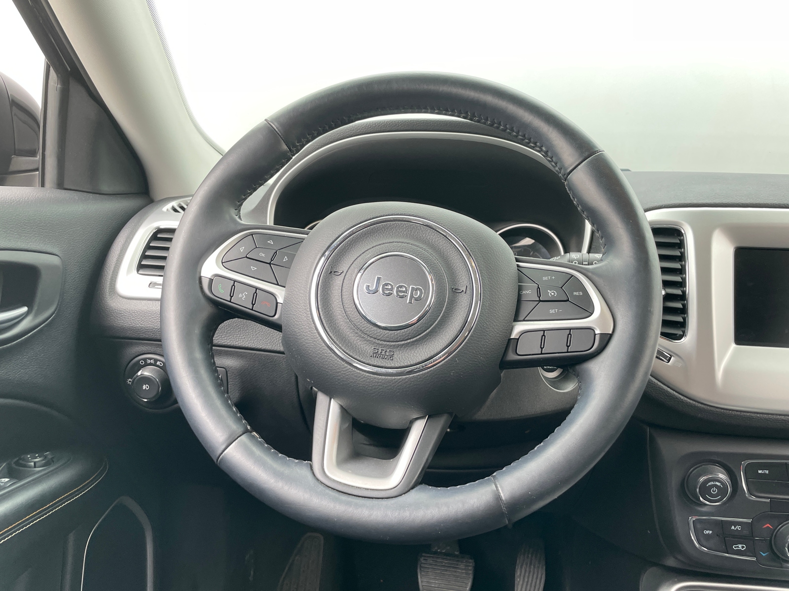 Thumbnail: 2019 Jeep Compass - 5