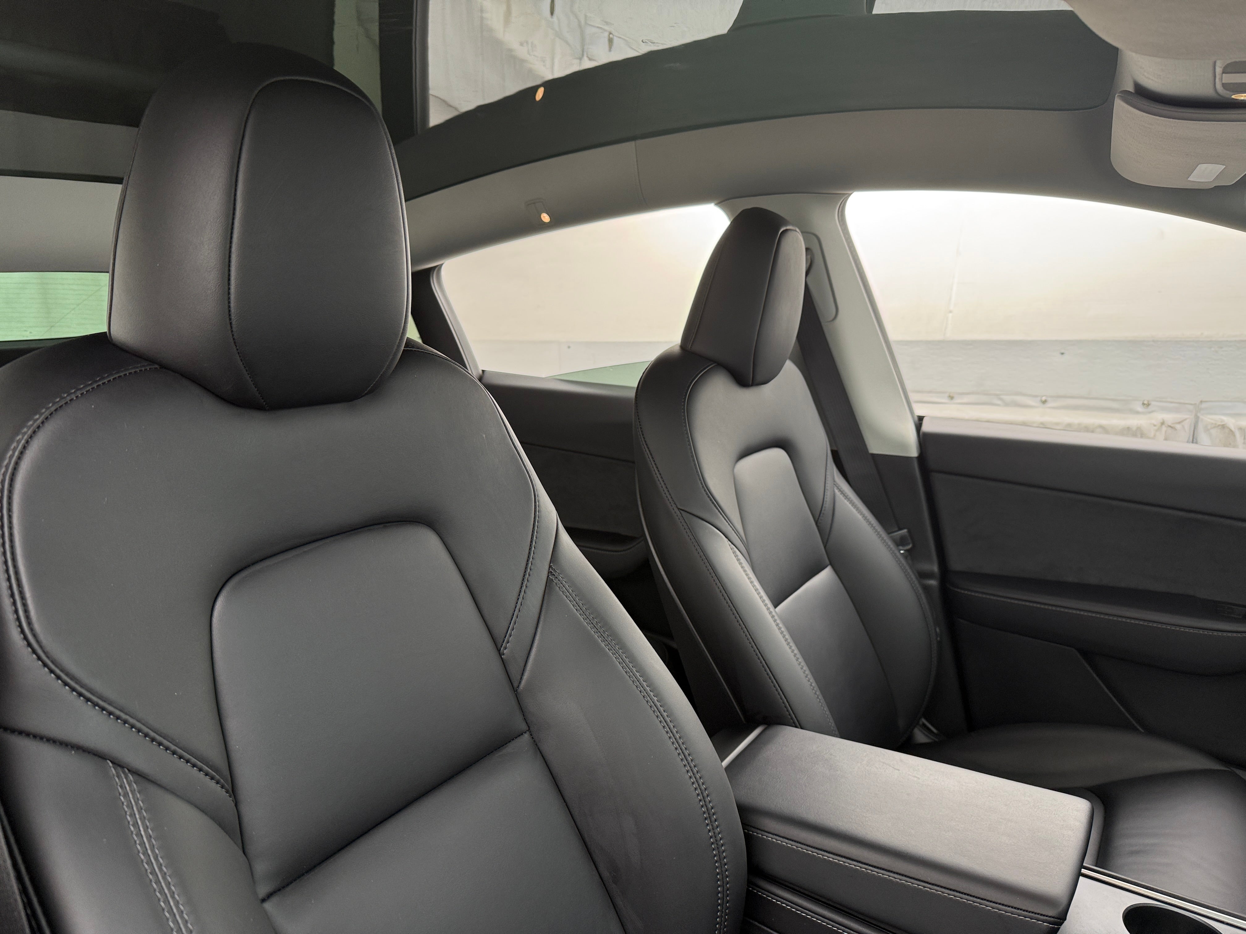 Used 2022 Tesla Model Y Long Range with VIN 7SAYGDEE9NA007080 for sale in Northfield, Minnesota